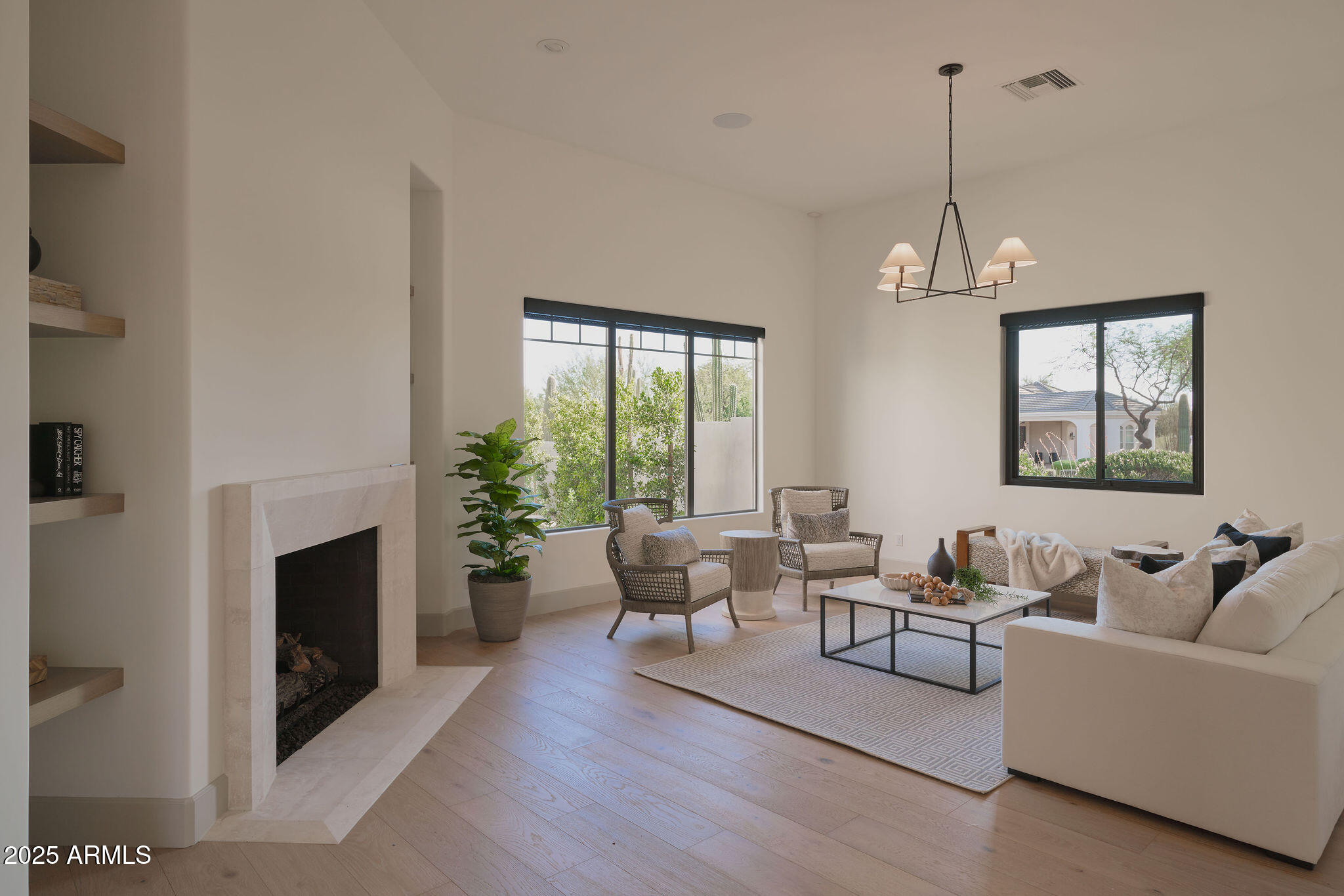 ESTATES AT LINCOLN - Residential