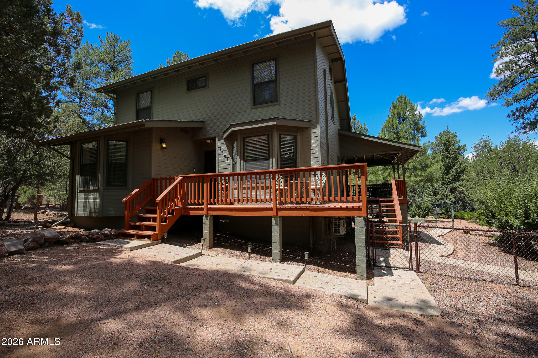 SOLITUDE PINES 1 - Residential