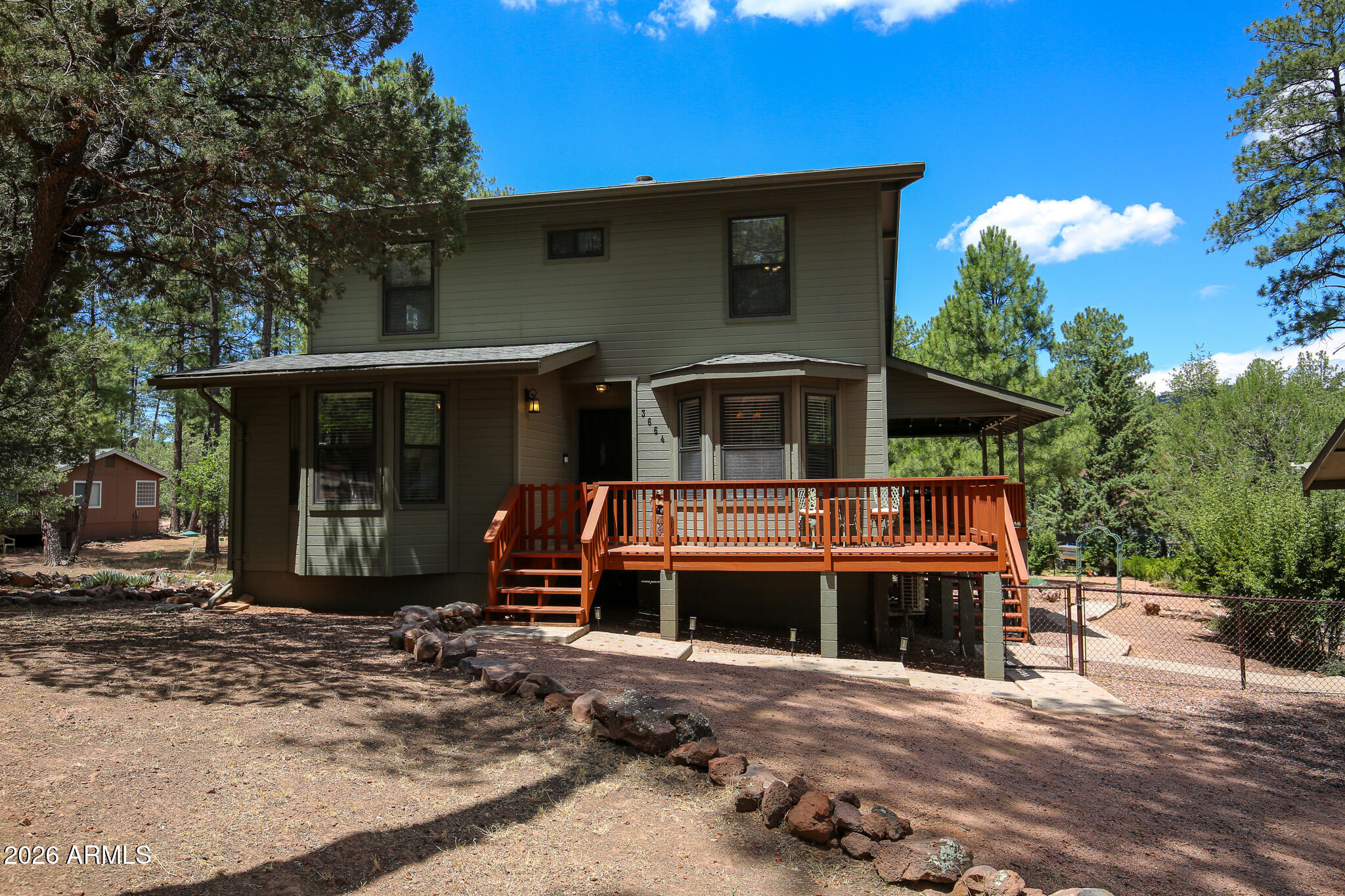 SOLITUDE PINES 1 - Residential