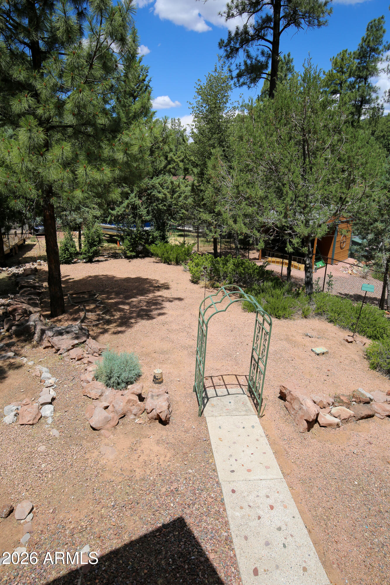 SOLITUDE PINES 1 - Residential