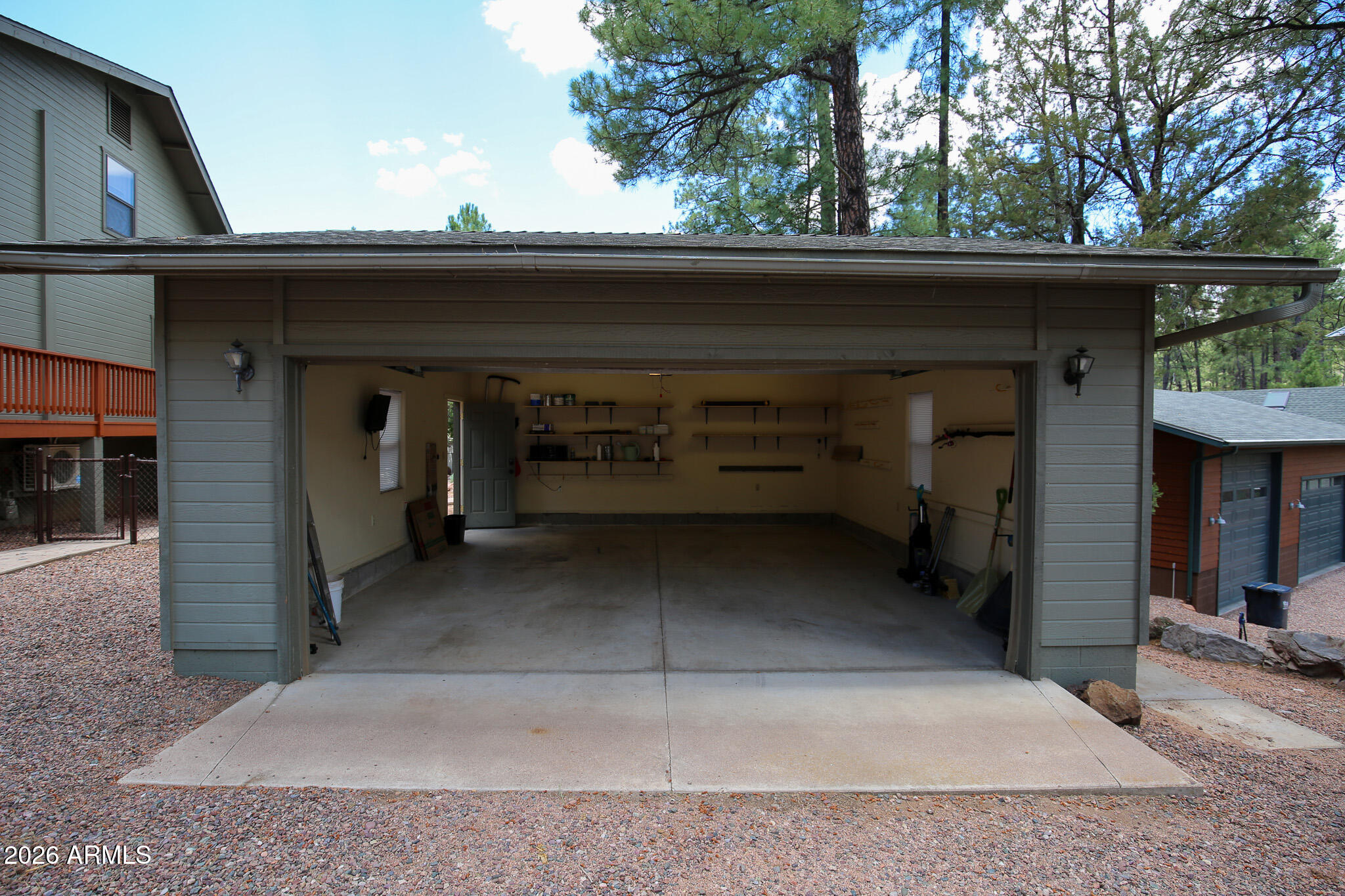 SOLITUDE PINES 1 - Residential