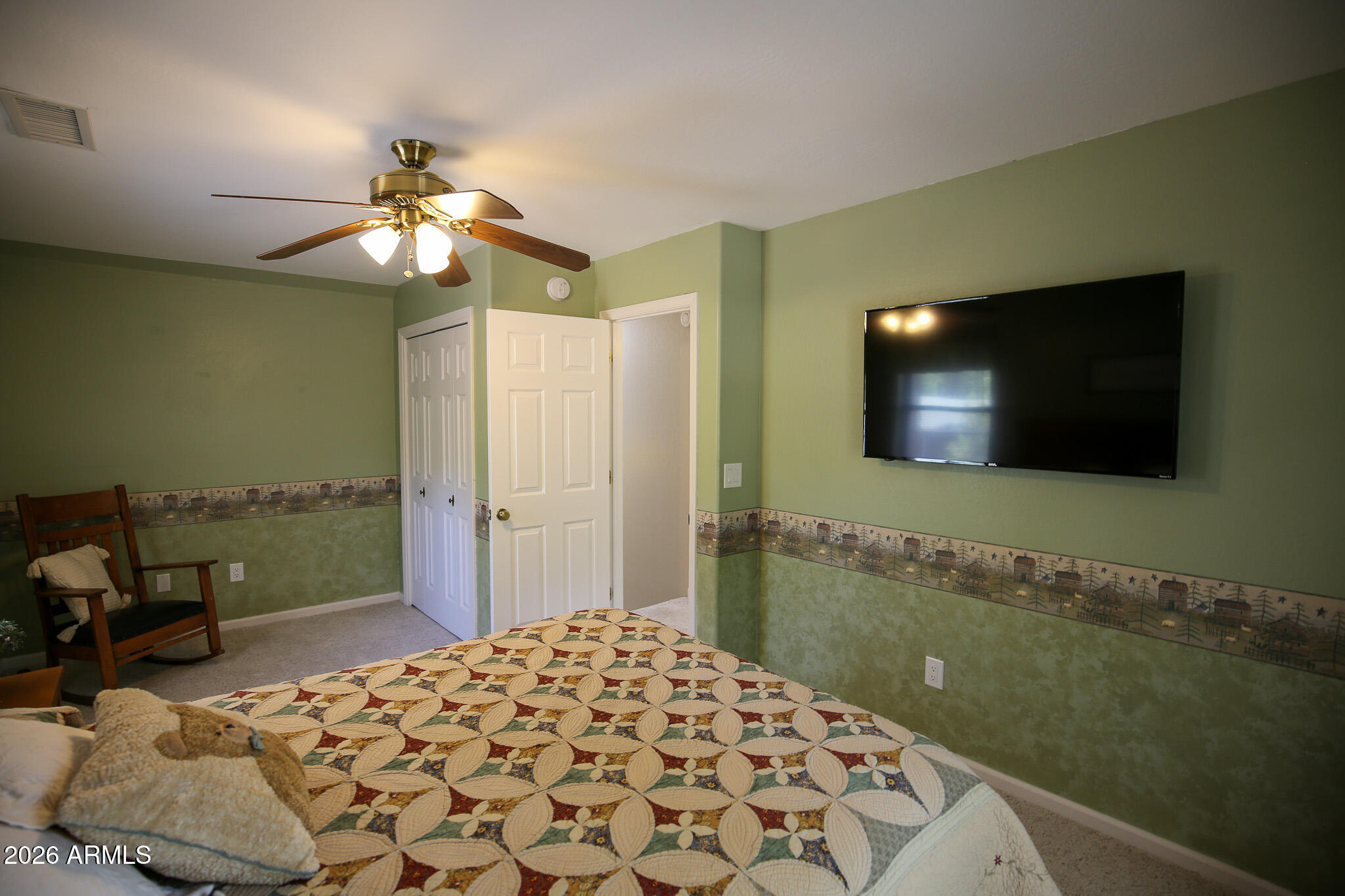 SOLITUDE PINES 1 - Residential