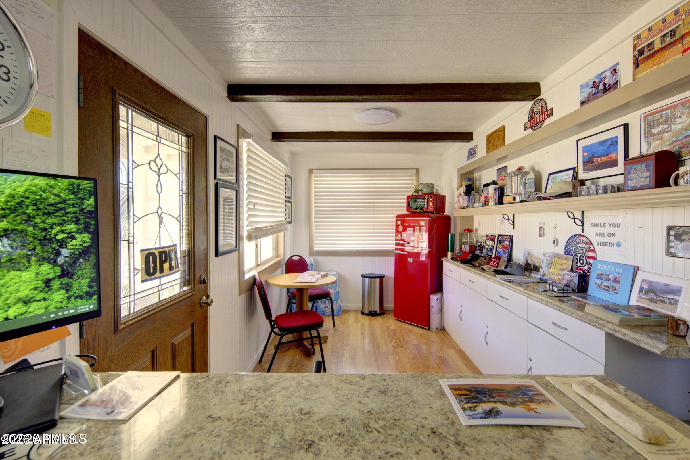 KACHINA VISTA - Commercial Sale