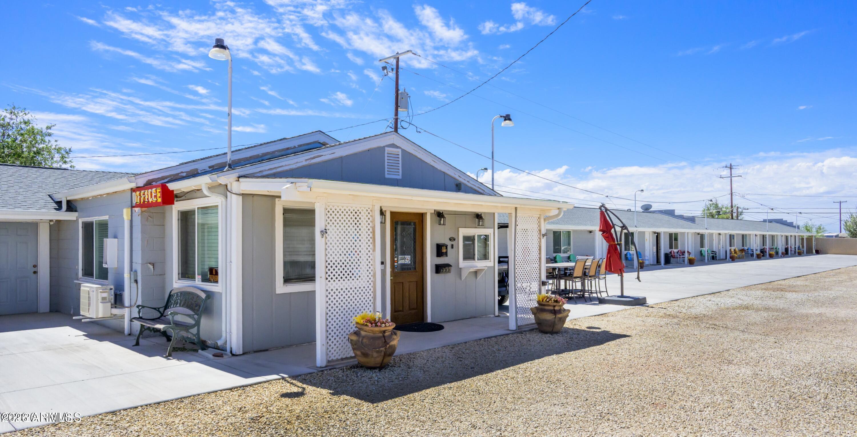 KACHINA VISTA - Commercial Sale