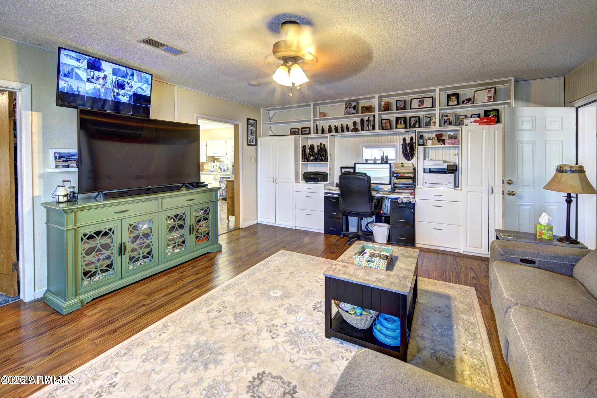 KACHINA VISTA - Commercial Sale