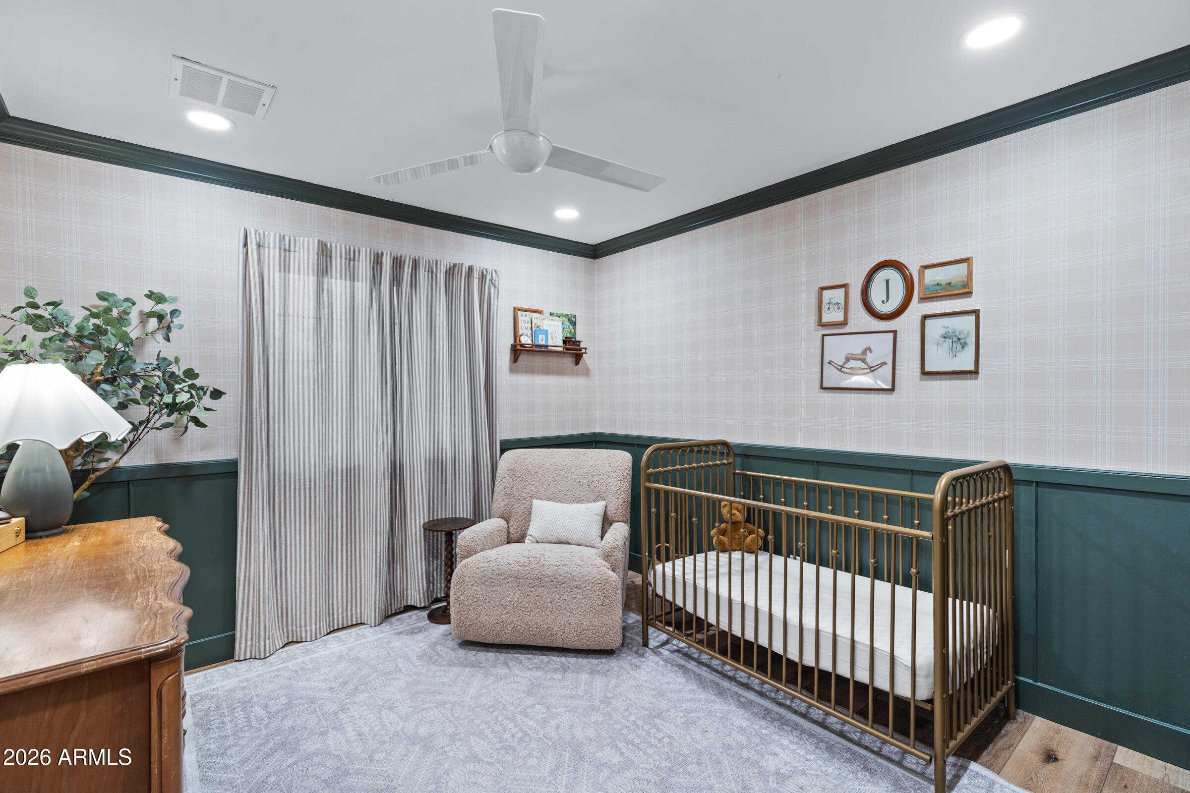 WHITE FENCE FARMS 4 - Residential