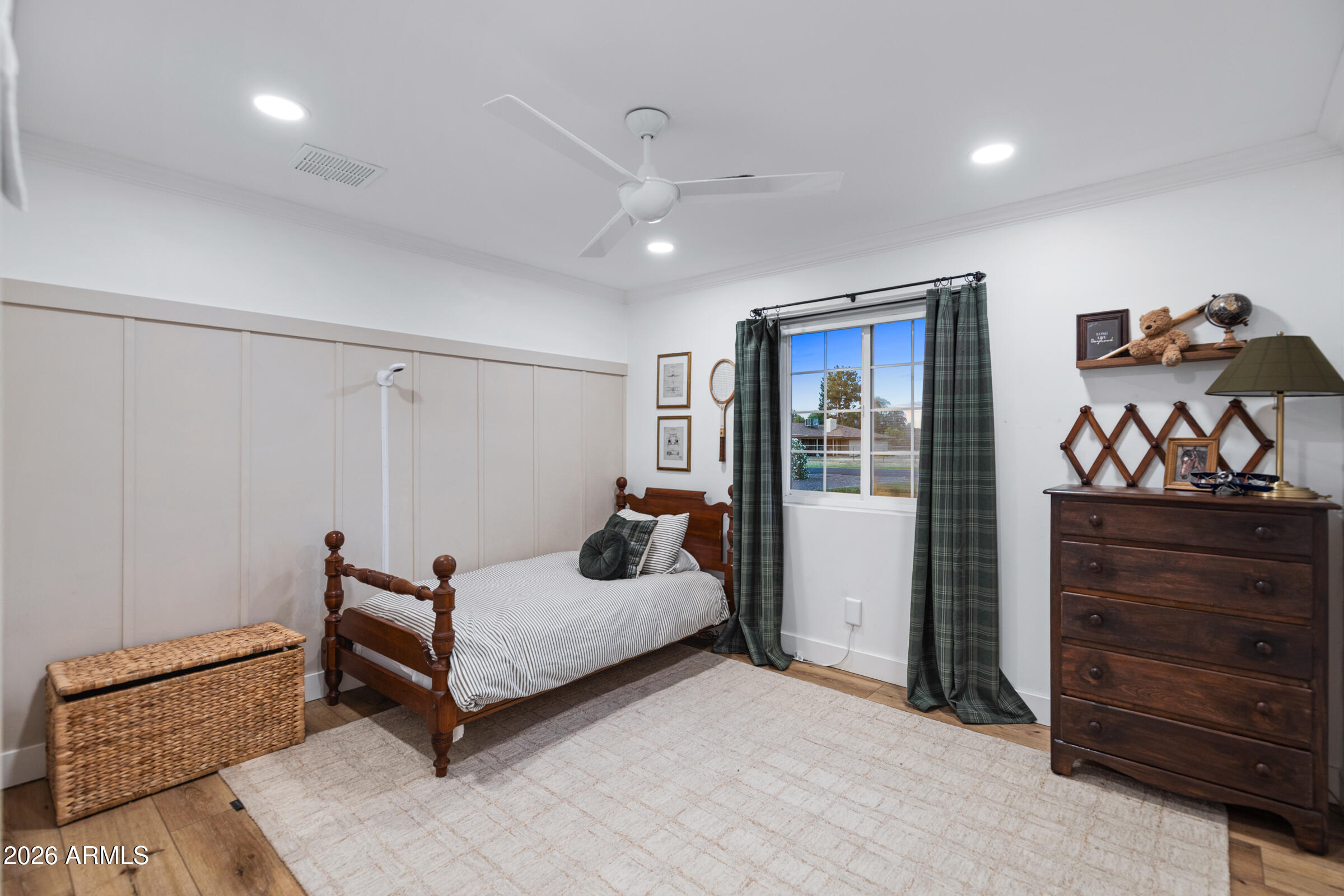 WHITE FENCE FARMS 4 - Residential