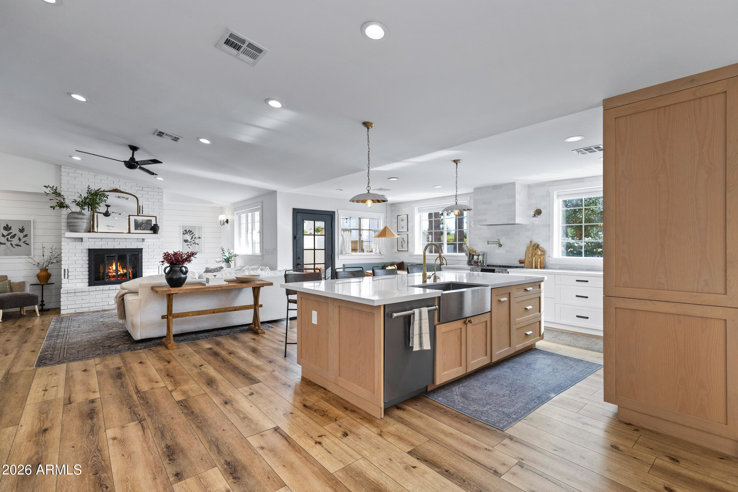 WHITE FENCE FARMS 4 - Residential