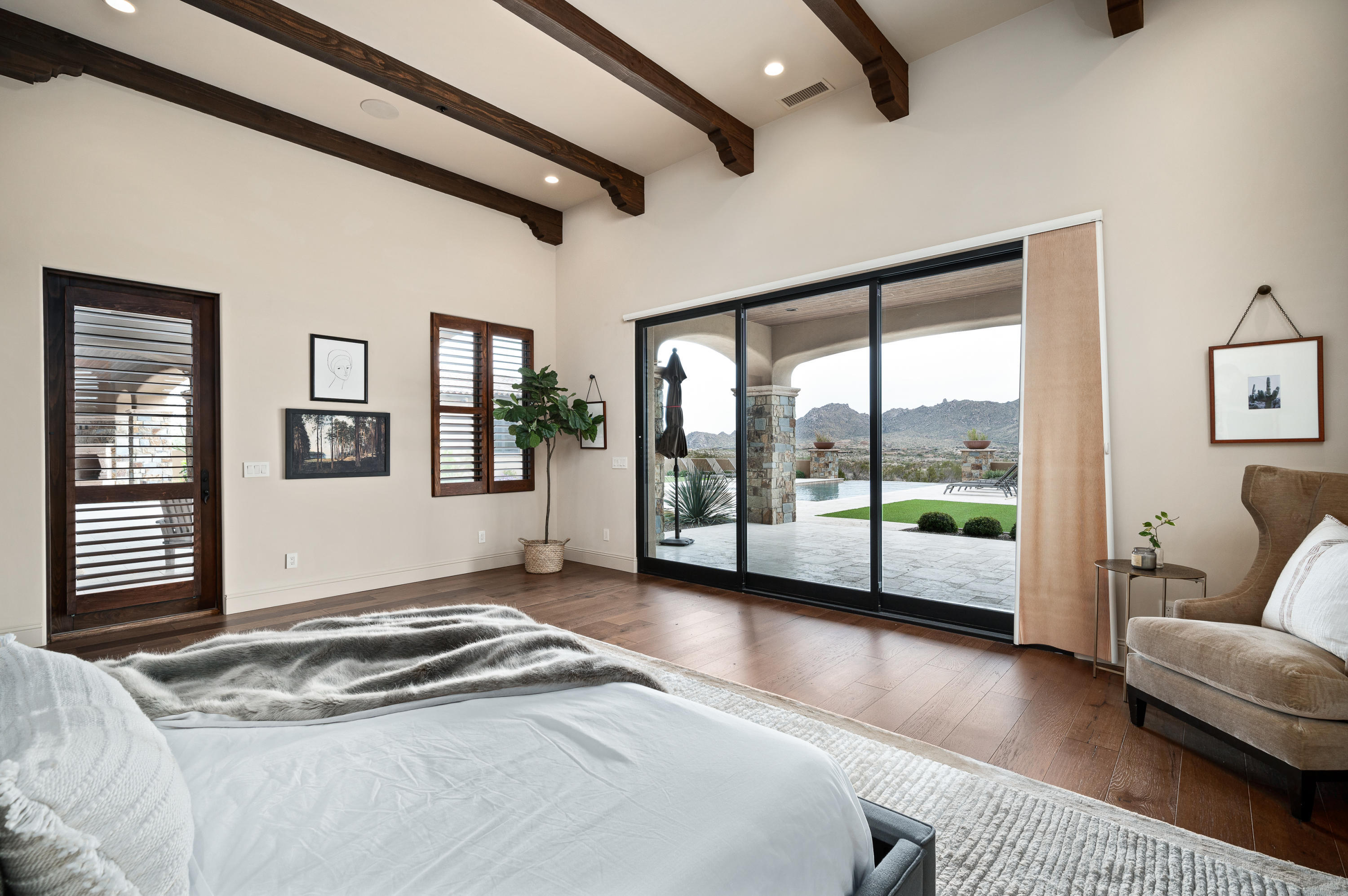 COLLINA E VISTA - Residential