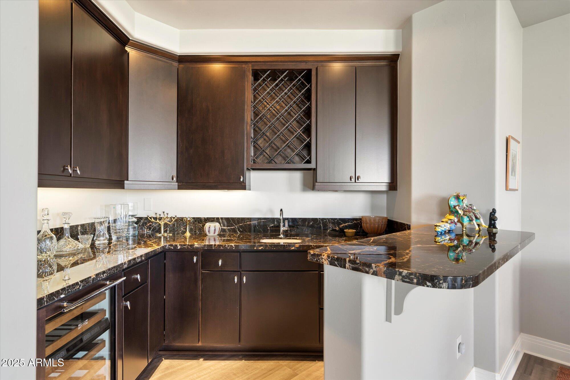 LANDMARK CONDOMINIUM 2 2ND AMD - Residential
