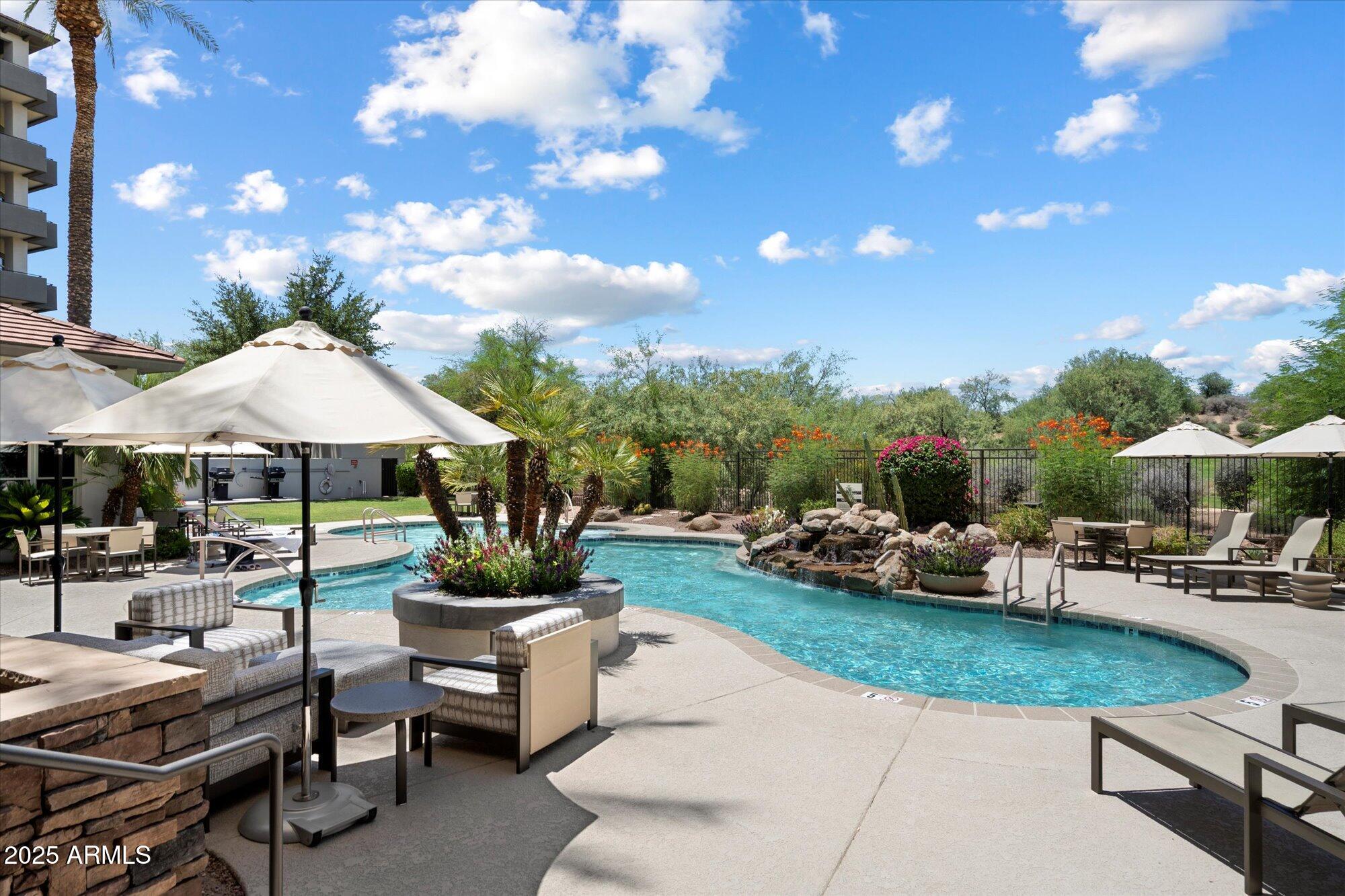 LANDMARK CONDOMINIUM 2 2ND AMD - Residential