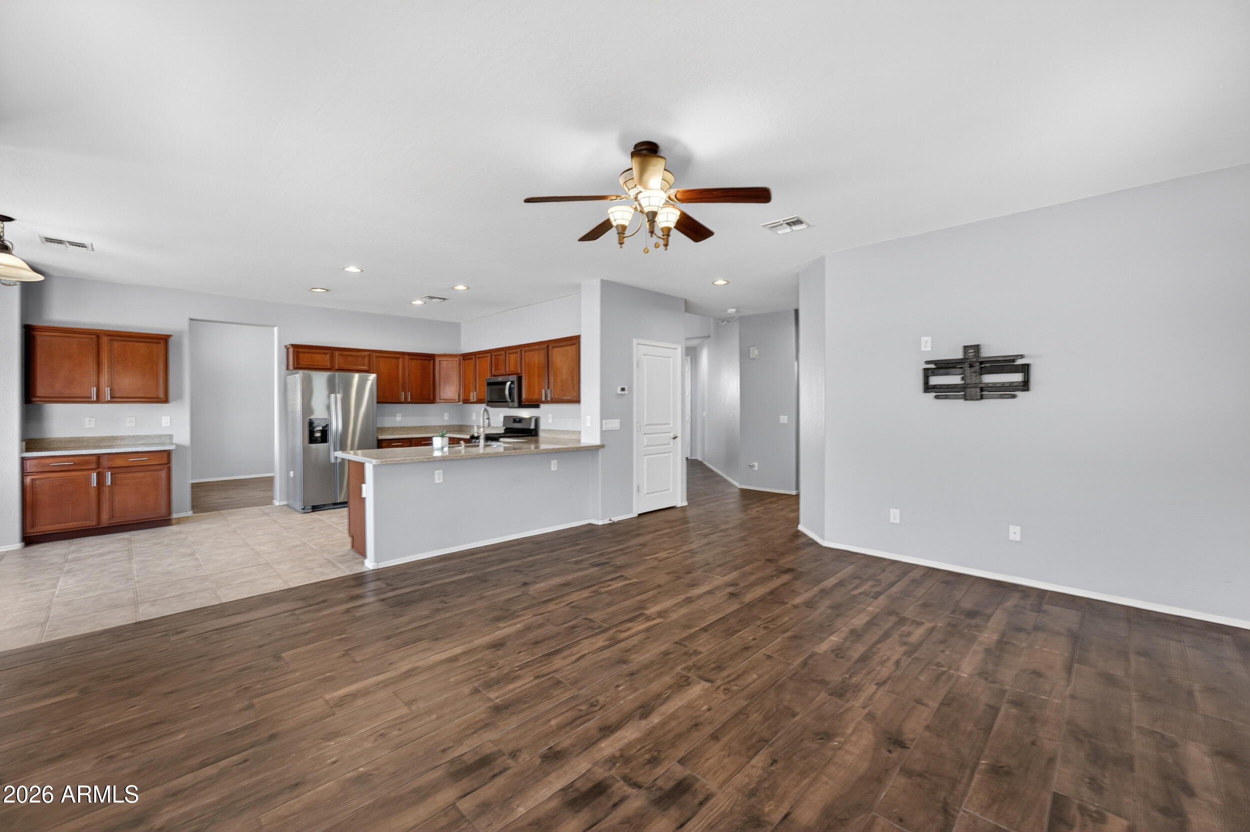 BELLA VISTA AMD - Residential