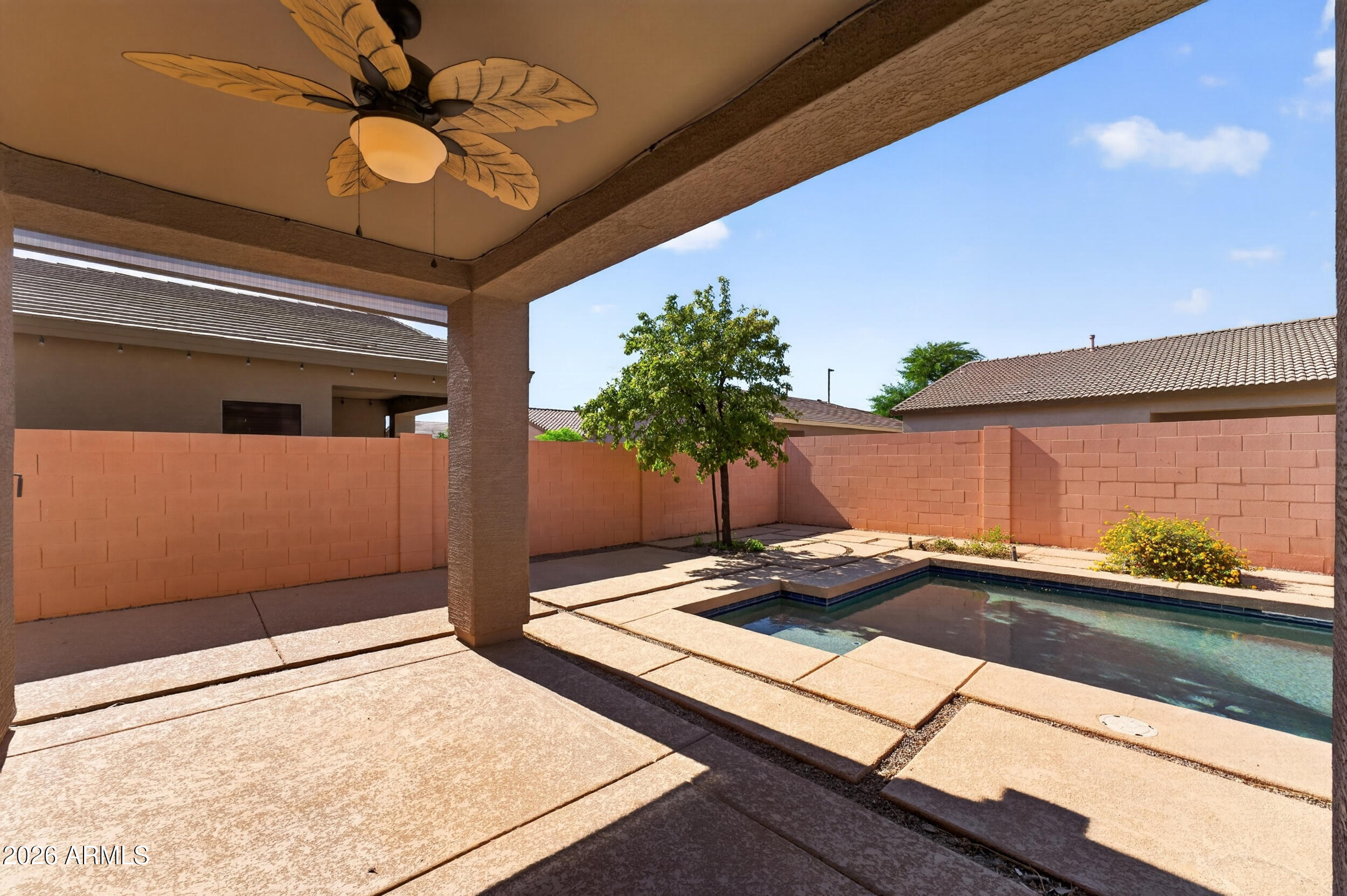 BELLA VISTA AMD - Residential