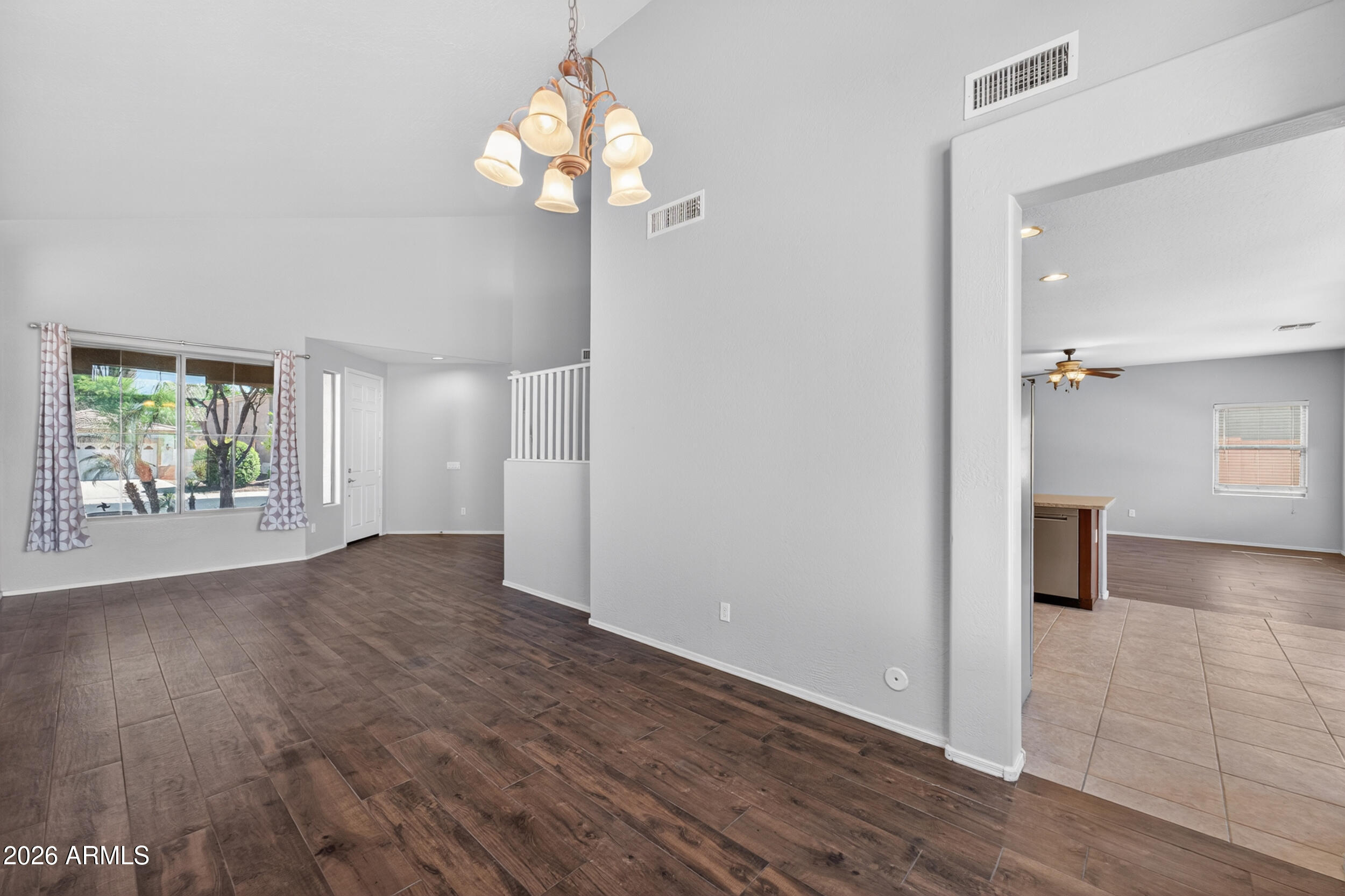 BELLA VISTA AMD - Residential