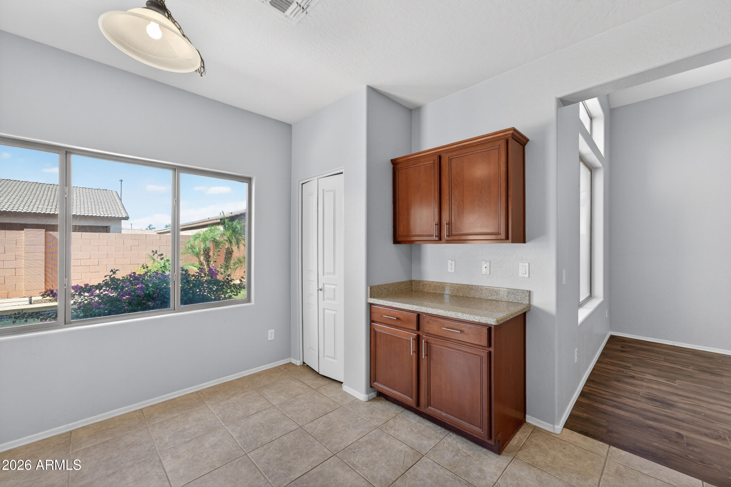 BELLA VISTA AMD - Residential