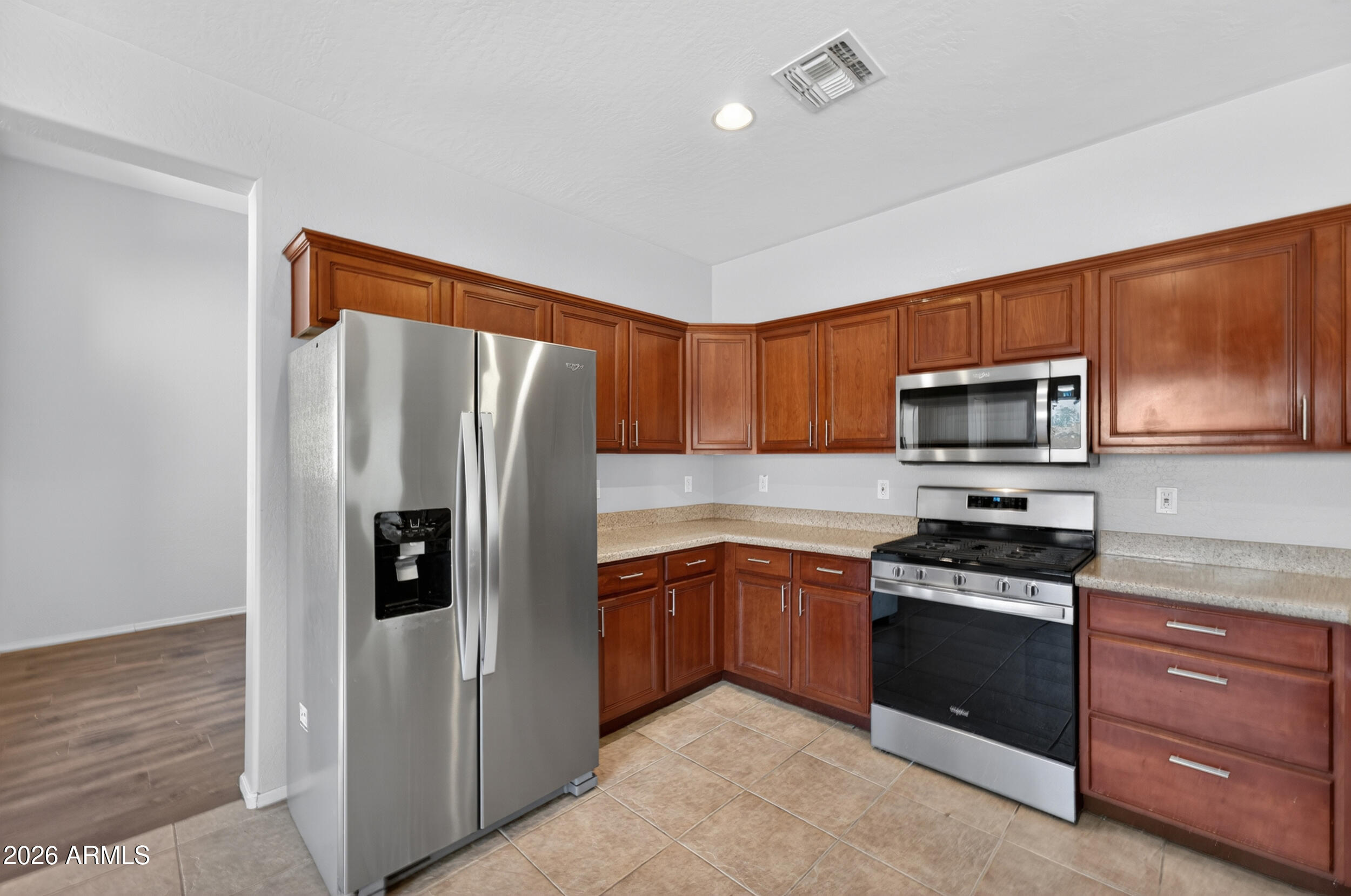 BELLA VISTA AMD - Residential