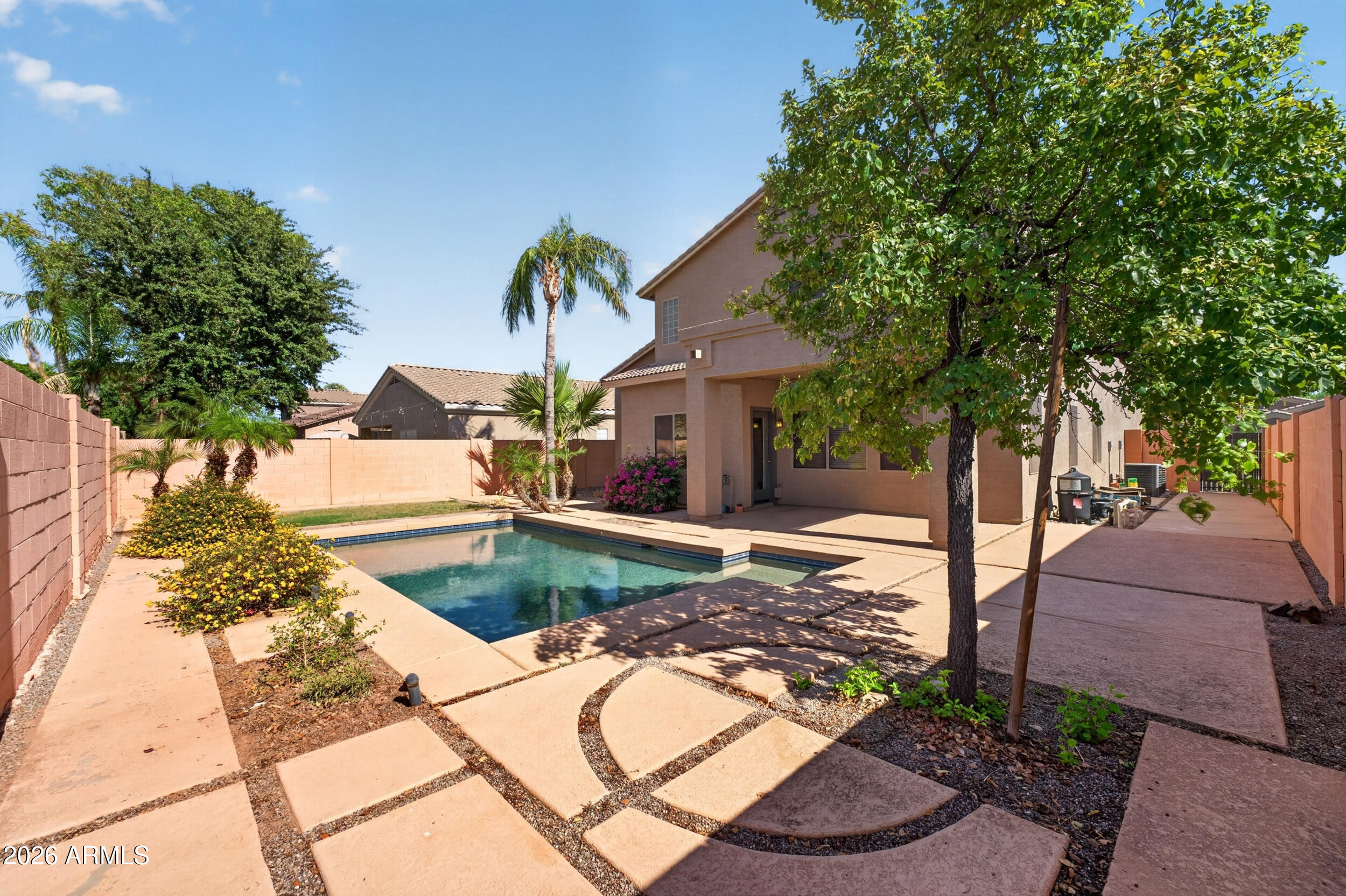 BELLA VISTA AMD - Residential
