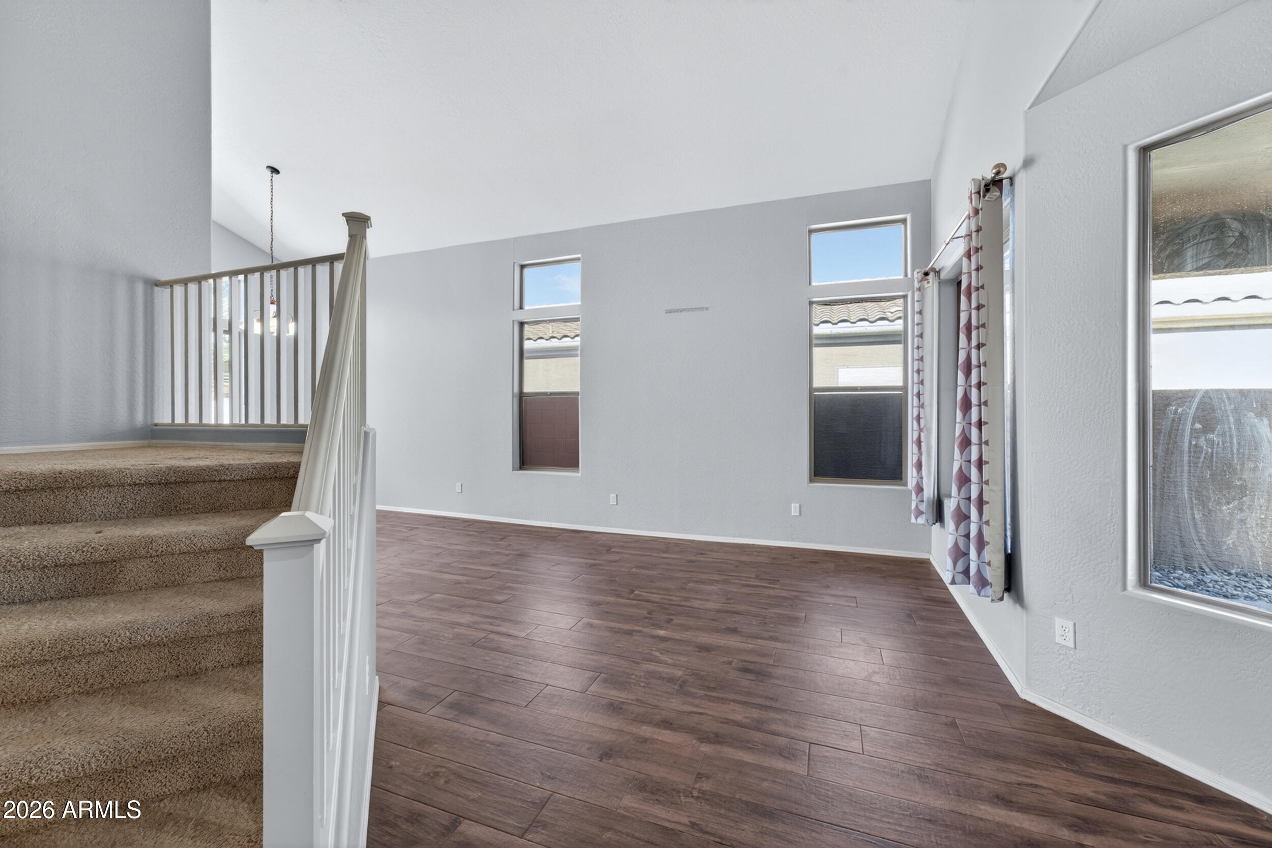 BELLA VISTA AMD - Residential