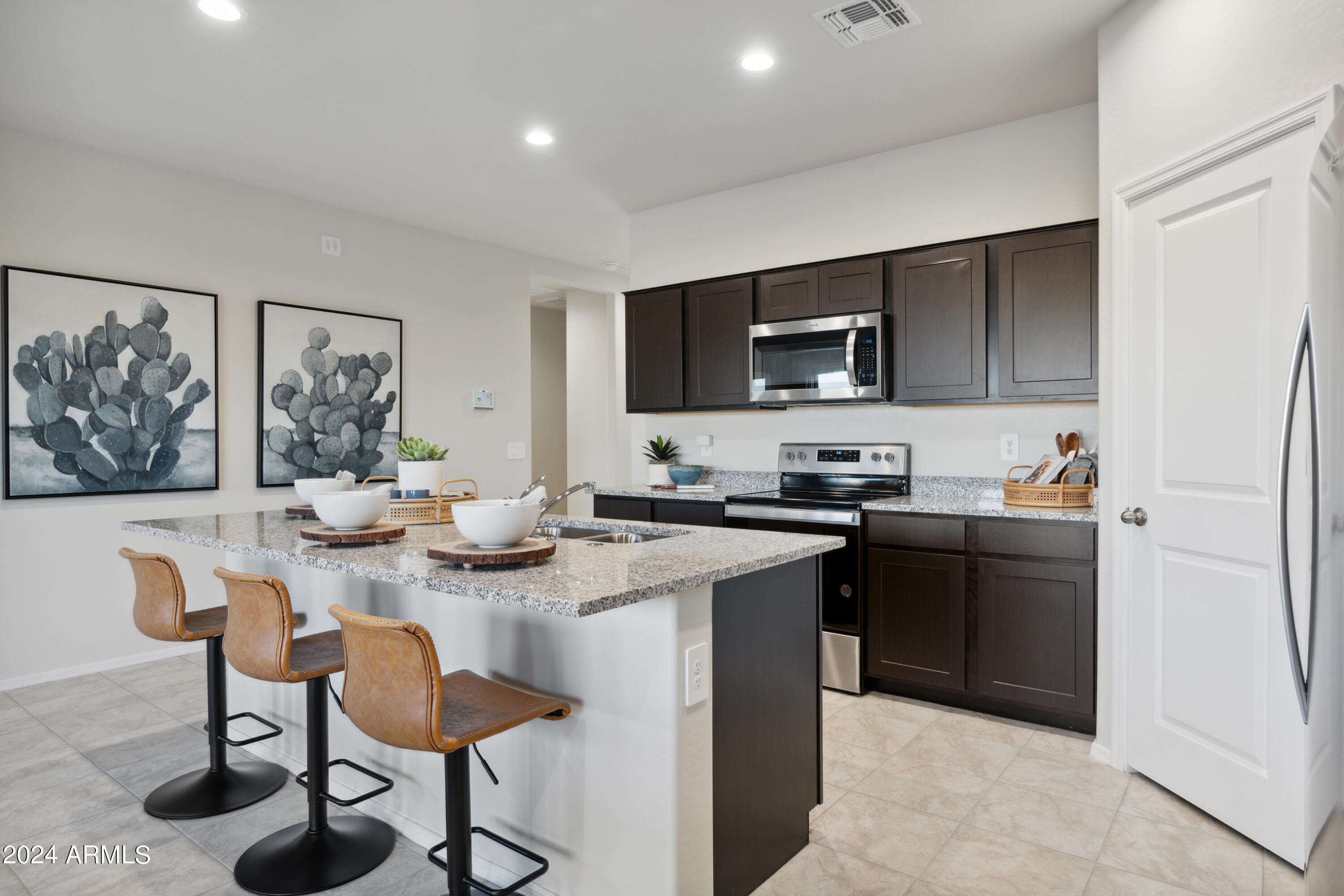 ANTHEM MERRILL RANCH - Residential