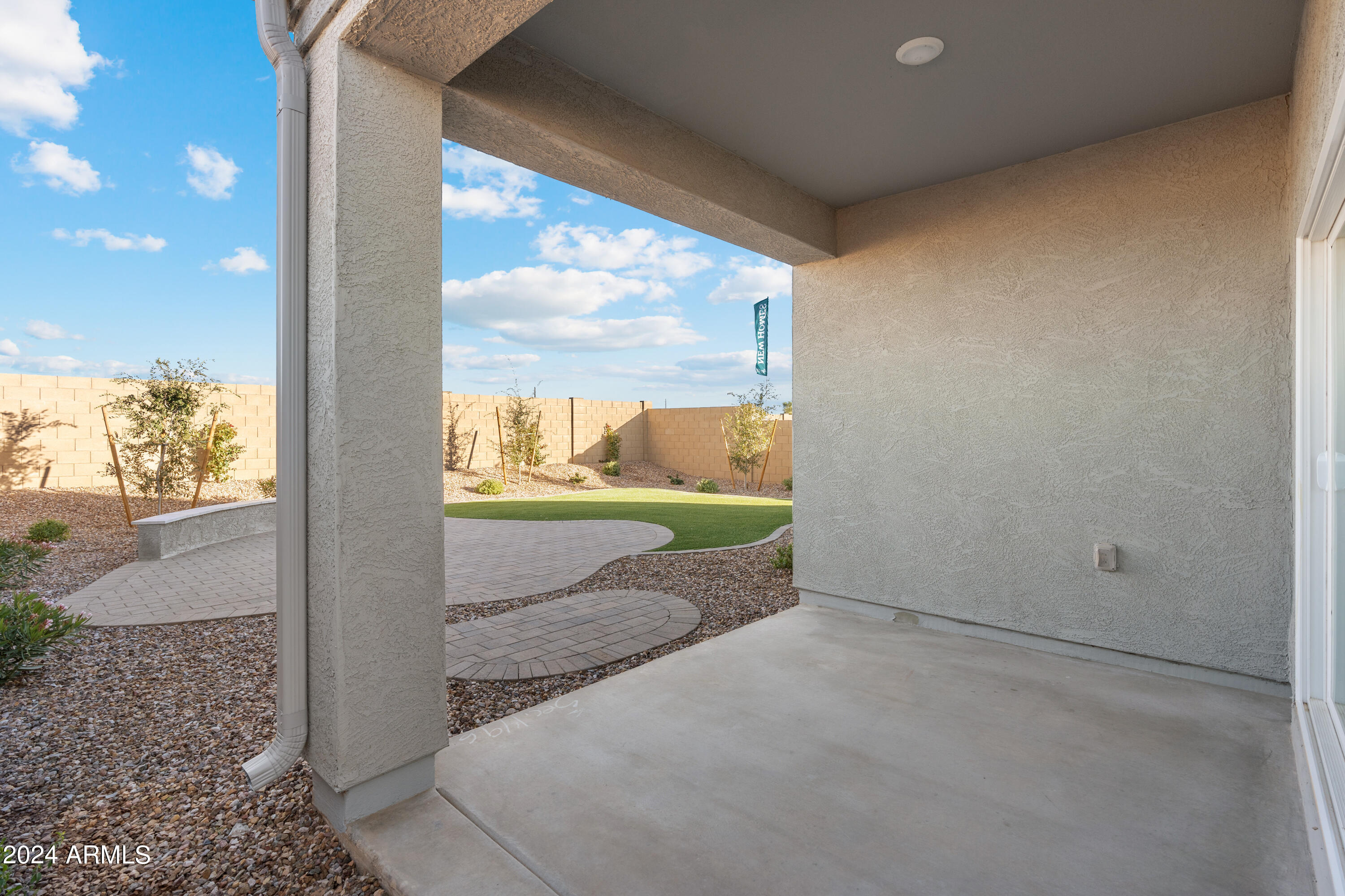 ANTHEM MERRILL RANCH - Residential