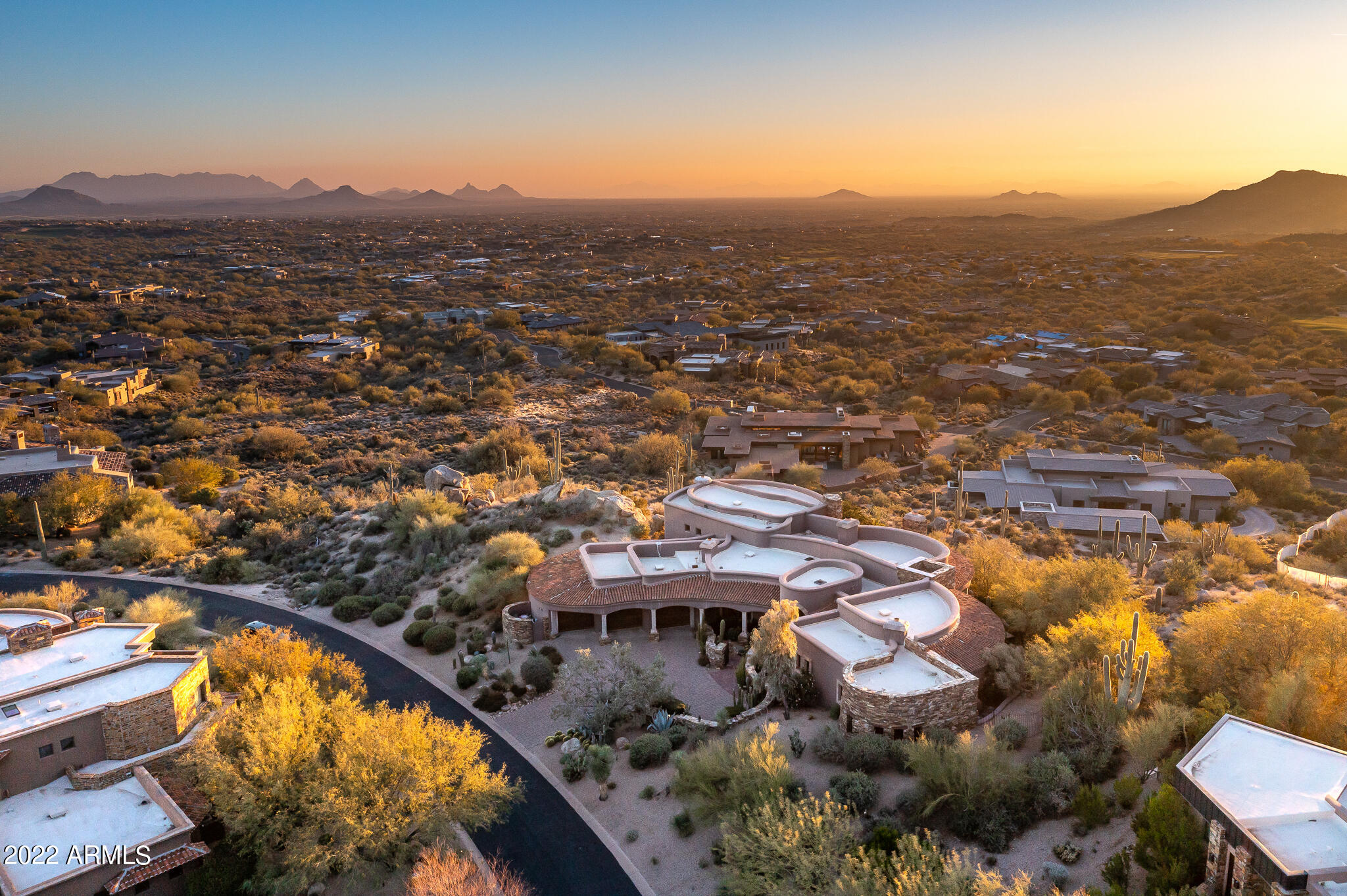 DESERT MOUNTAIN - Residential