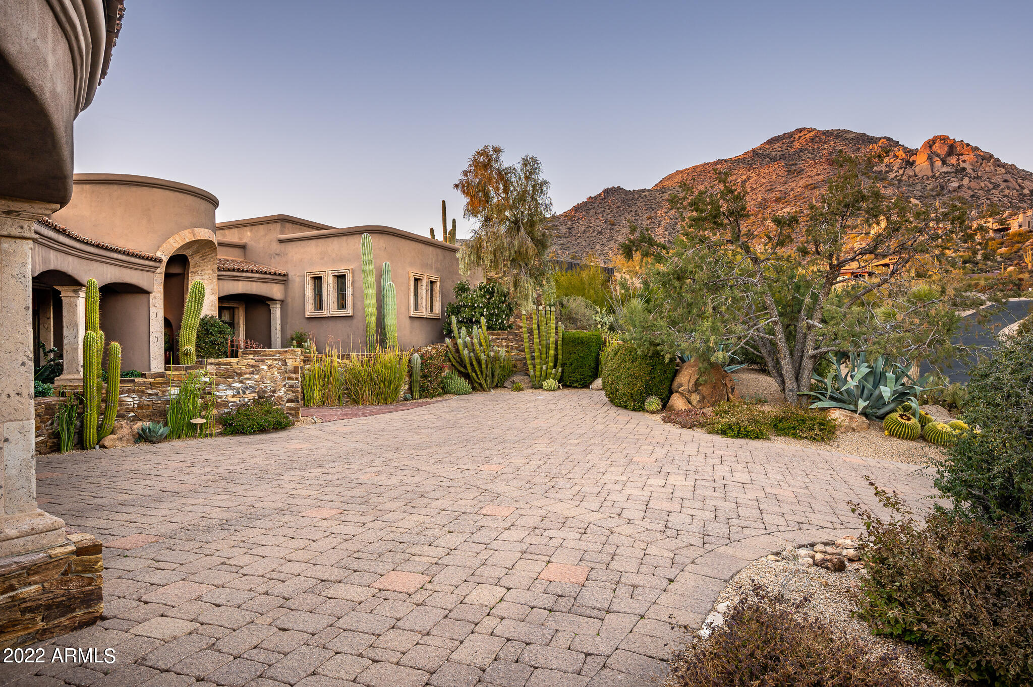 DESERT MOUNTAIN - Residential