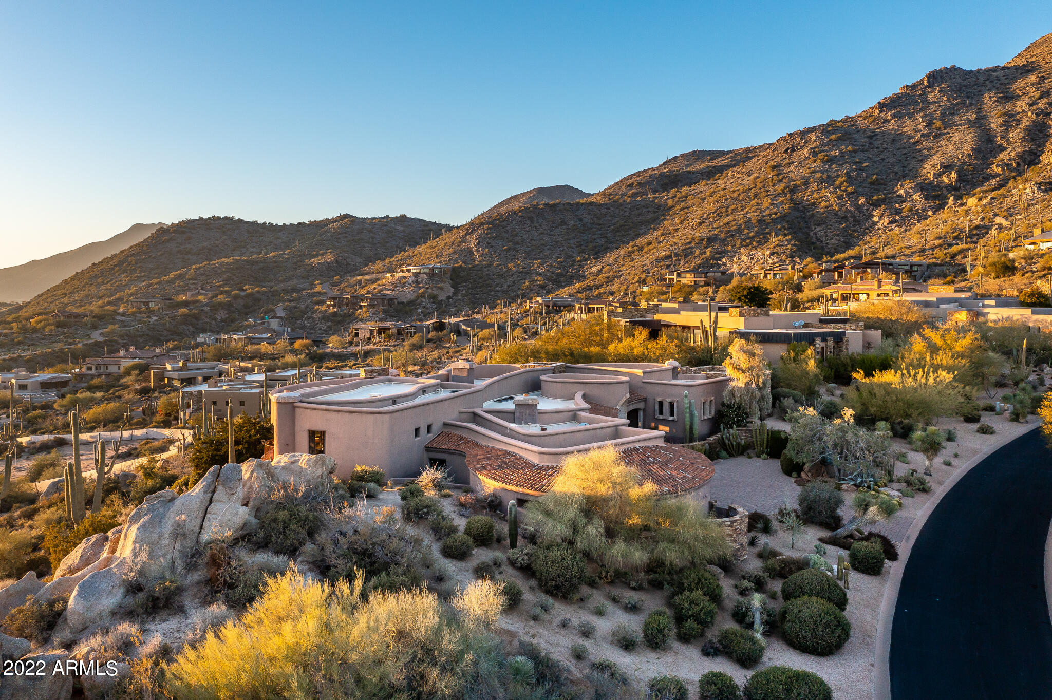 DESERT MOUNTAIN - Residential