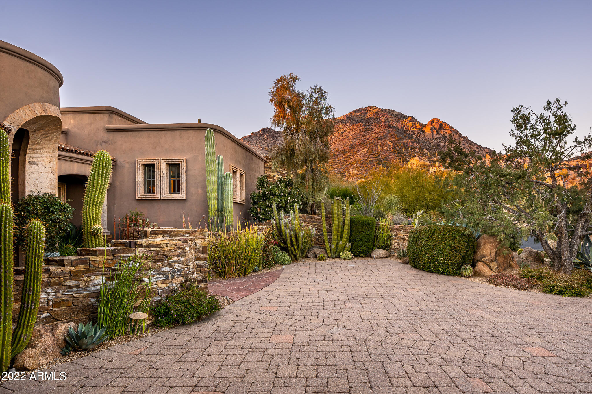 DESERT MOUNTAIN - Residential