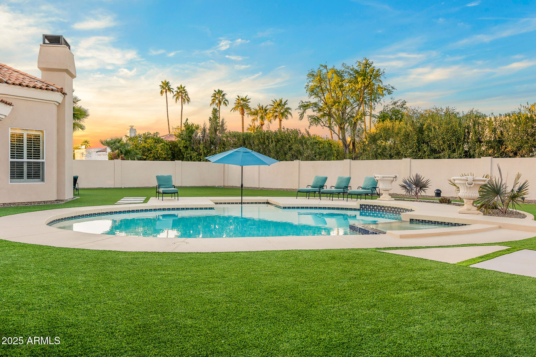 MERRILL CANTATIERRA LOT 1-49 PUT STS IND BEND WASH - Residential