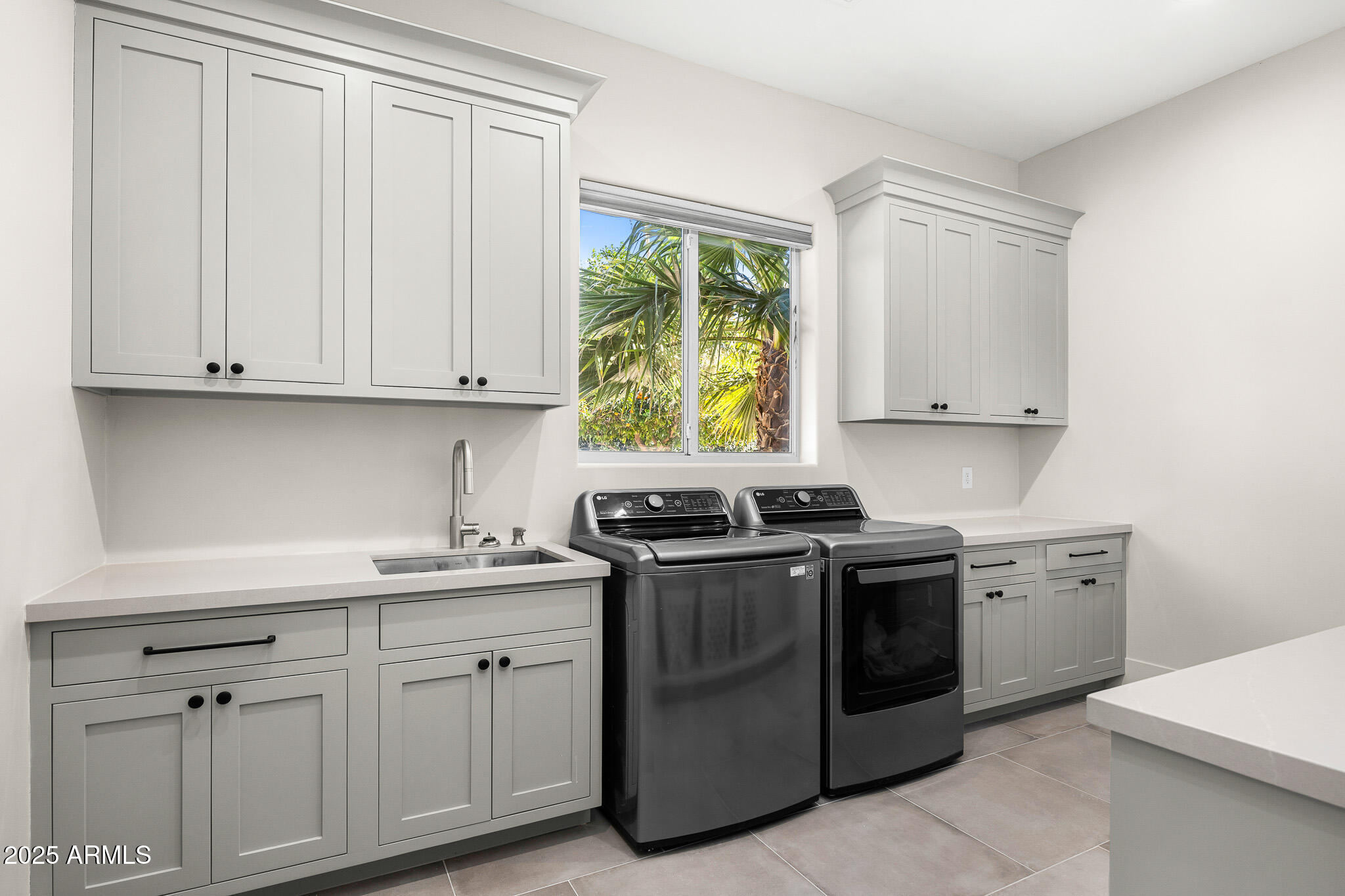 MERRILL CANTATIERRA LOT 1-49 PUT STS IND BEND WASH - Residential