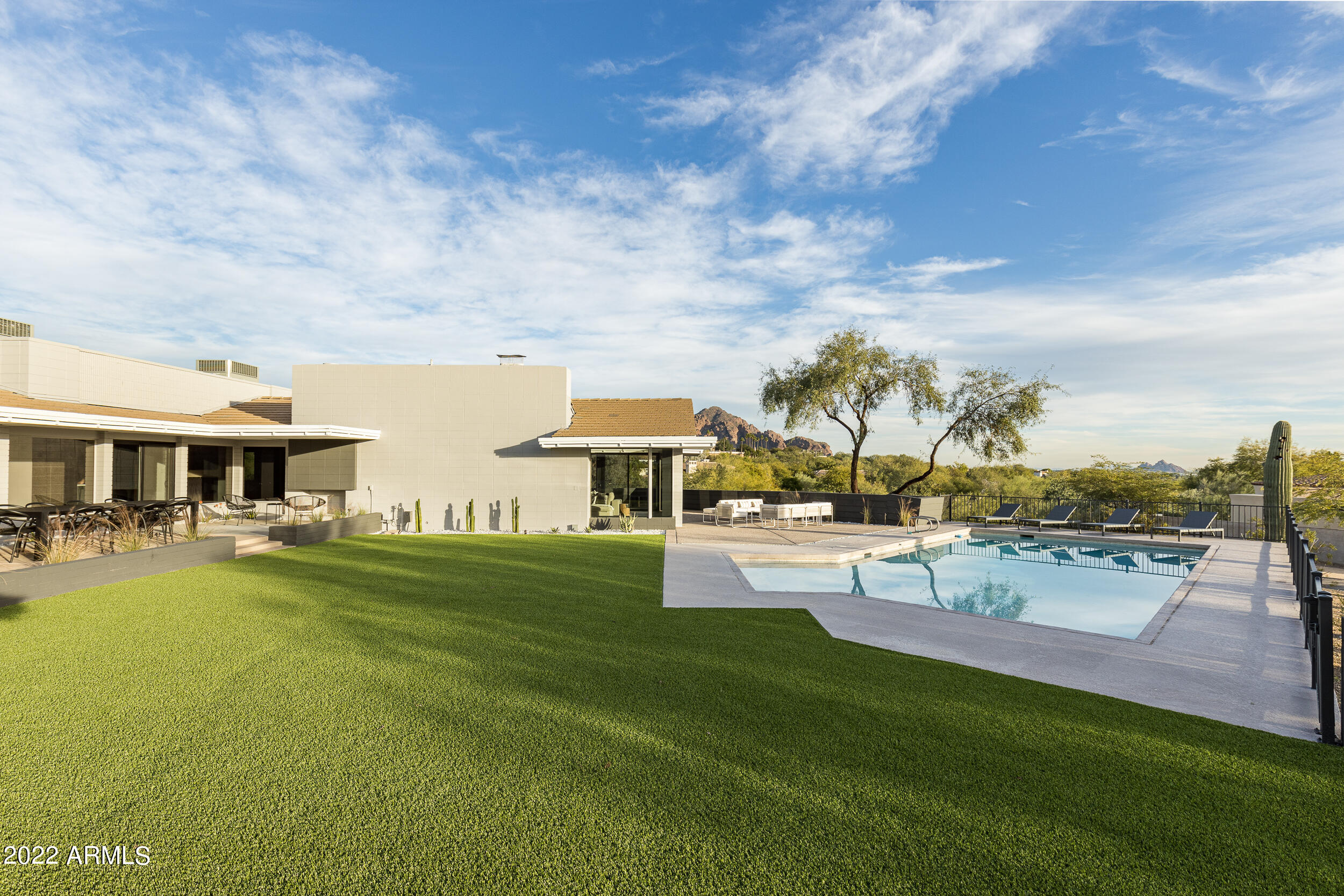 PALO VERDE FOOTHILLS - Residential