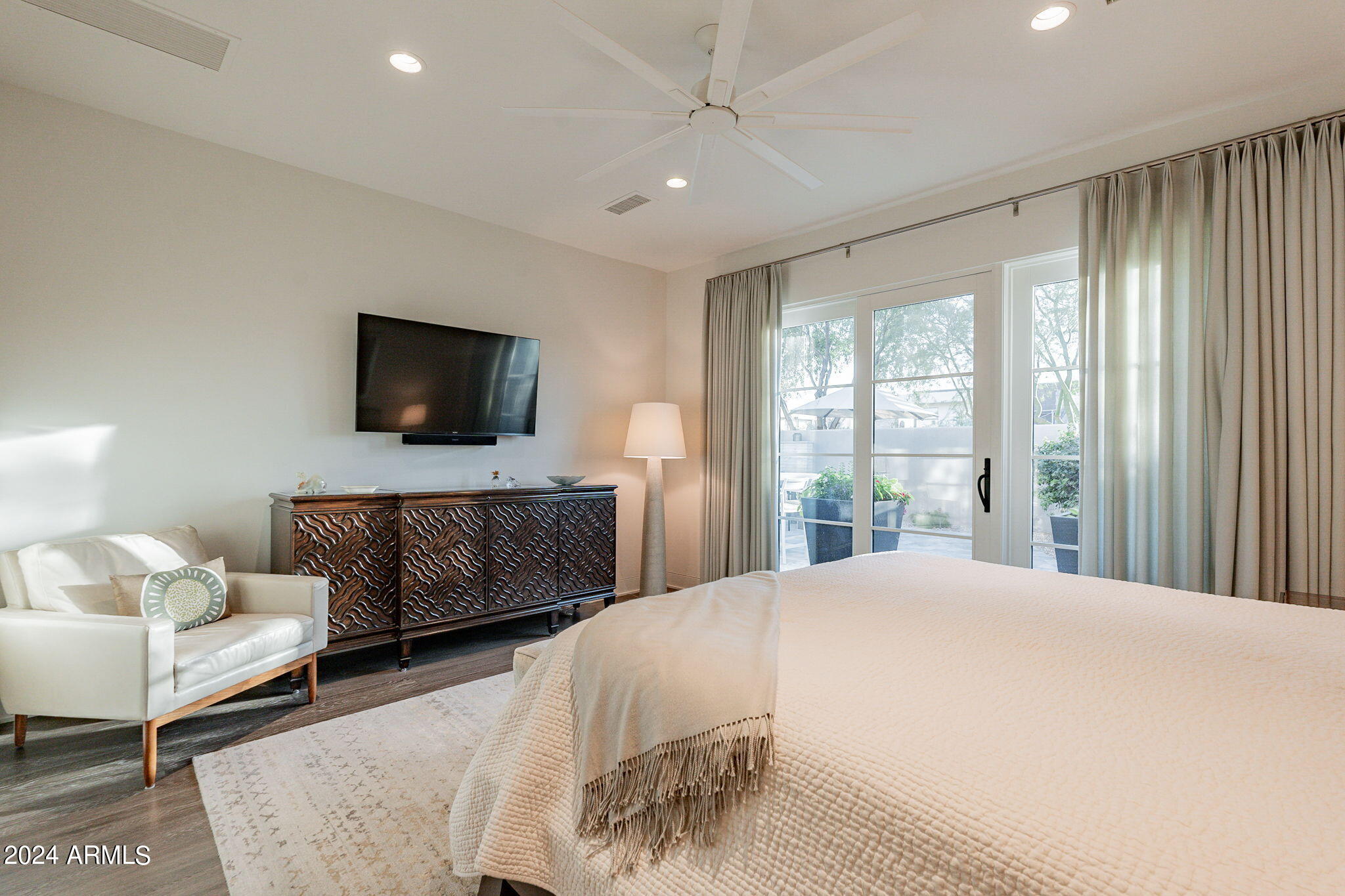 MOUNTAIN SHADOWS RESORT ESTATES - Residential
