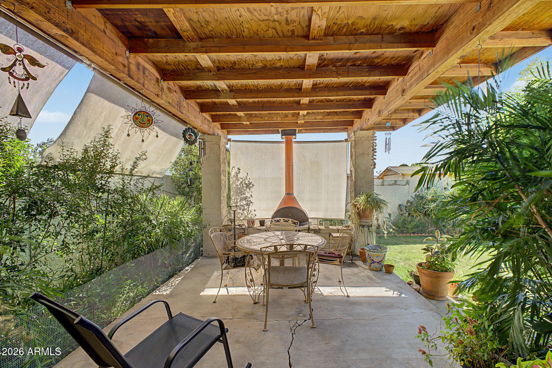 PATIO HERMOSO - Residential