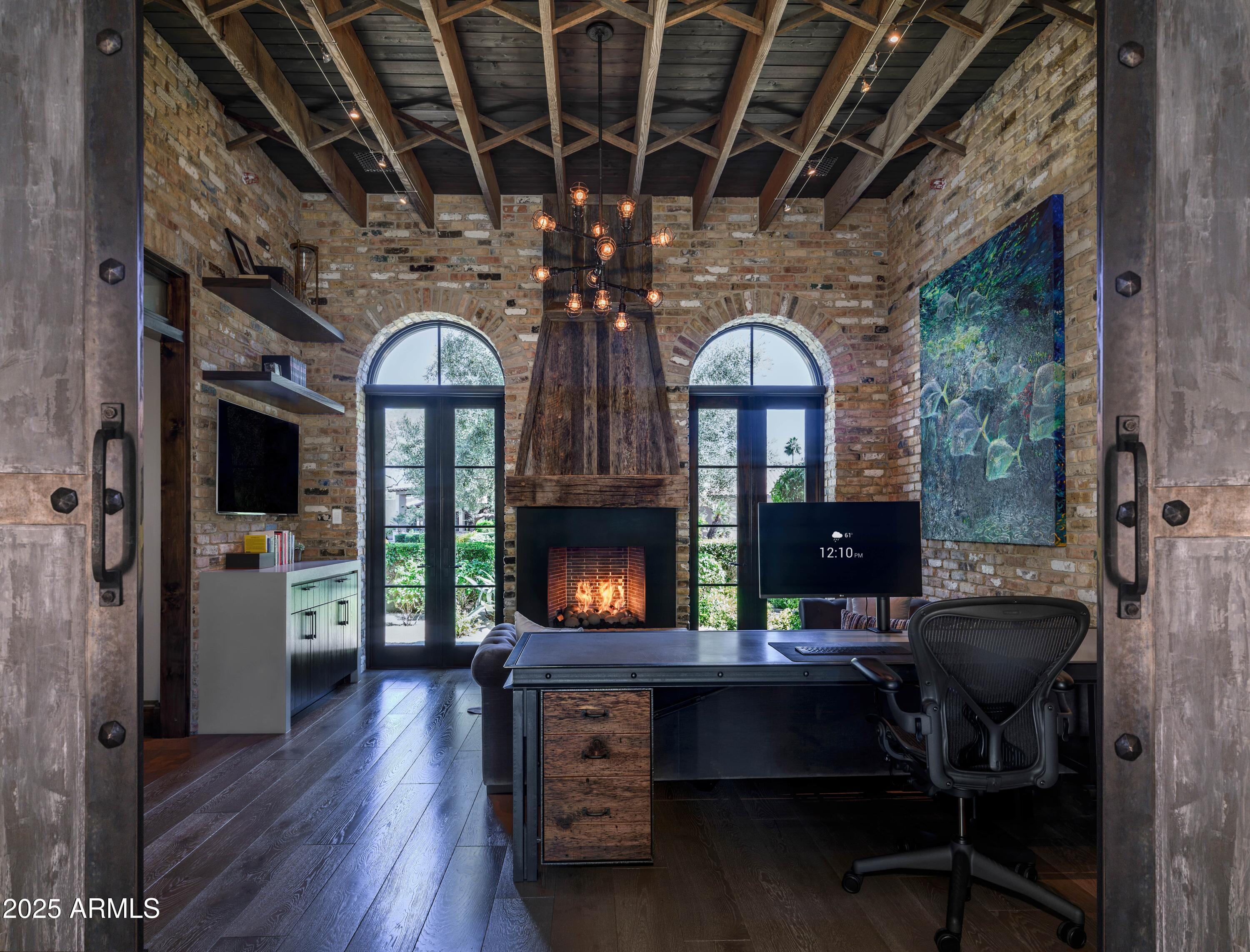 EQUESTRIAN TRAILS - Residential
