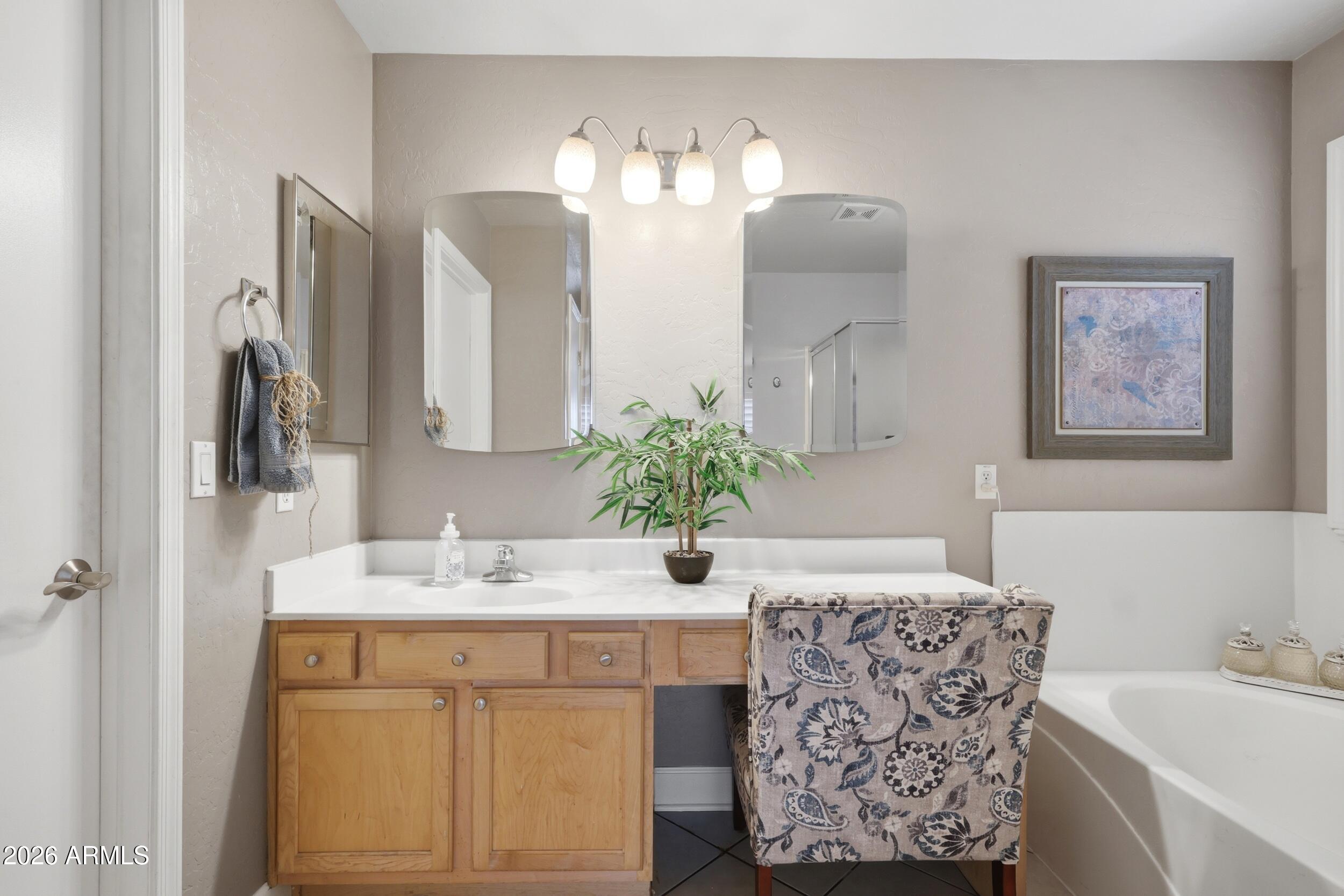DREAMING SUMMIT UNIT 2A - Residential