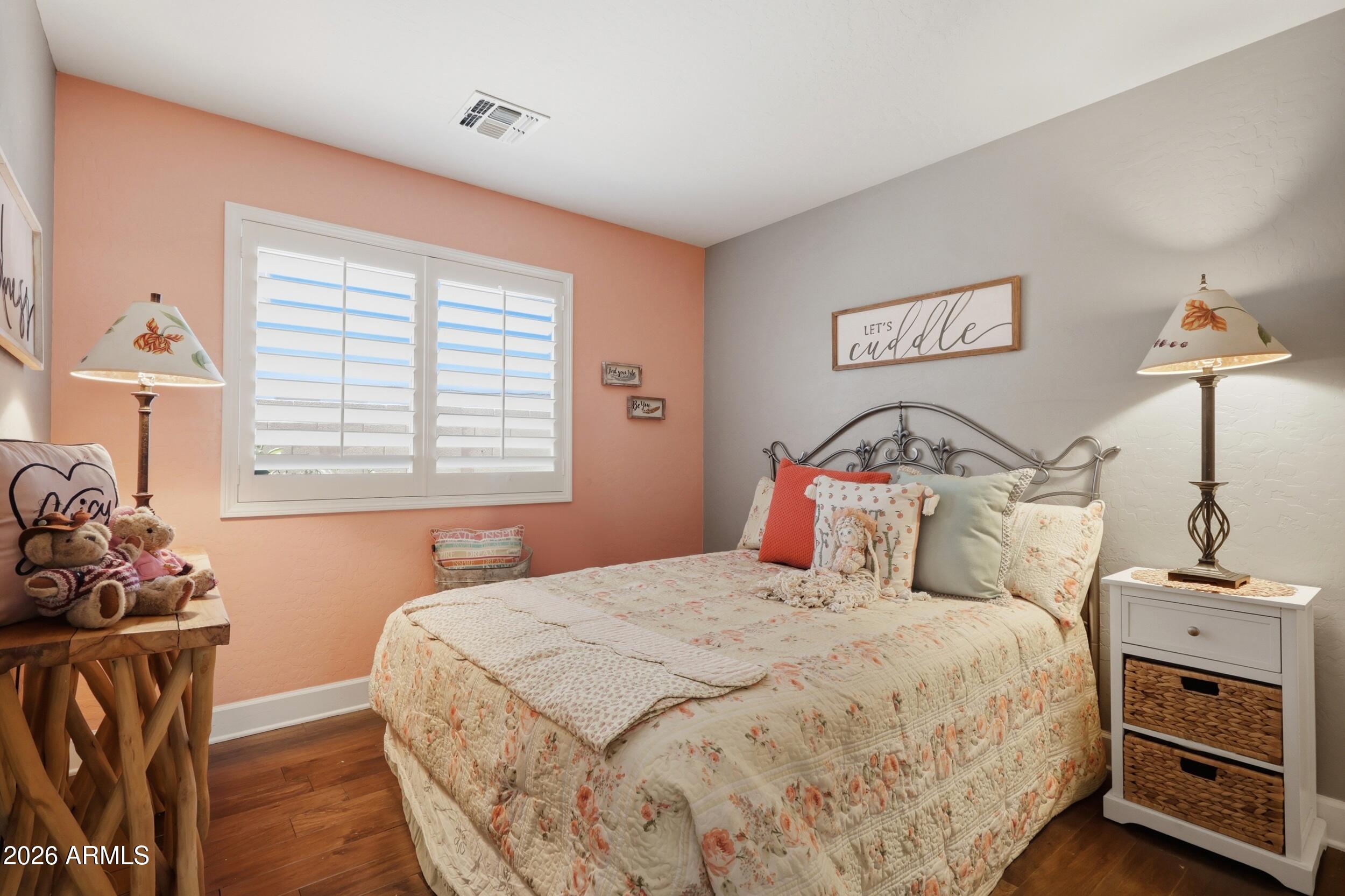 DREAMING SUMMIT UNIT 2A - Residential