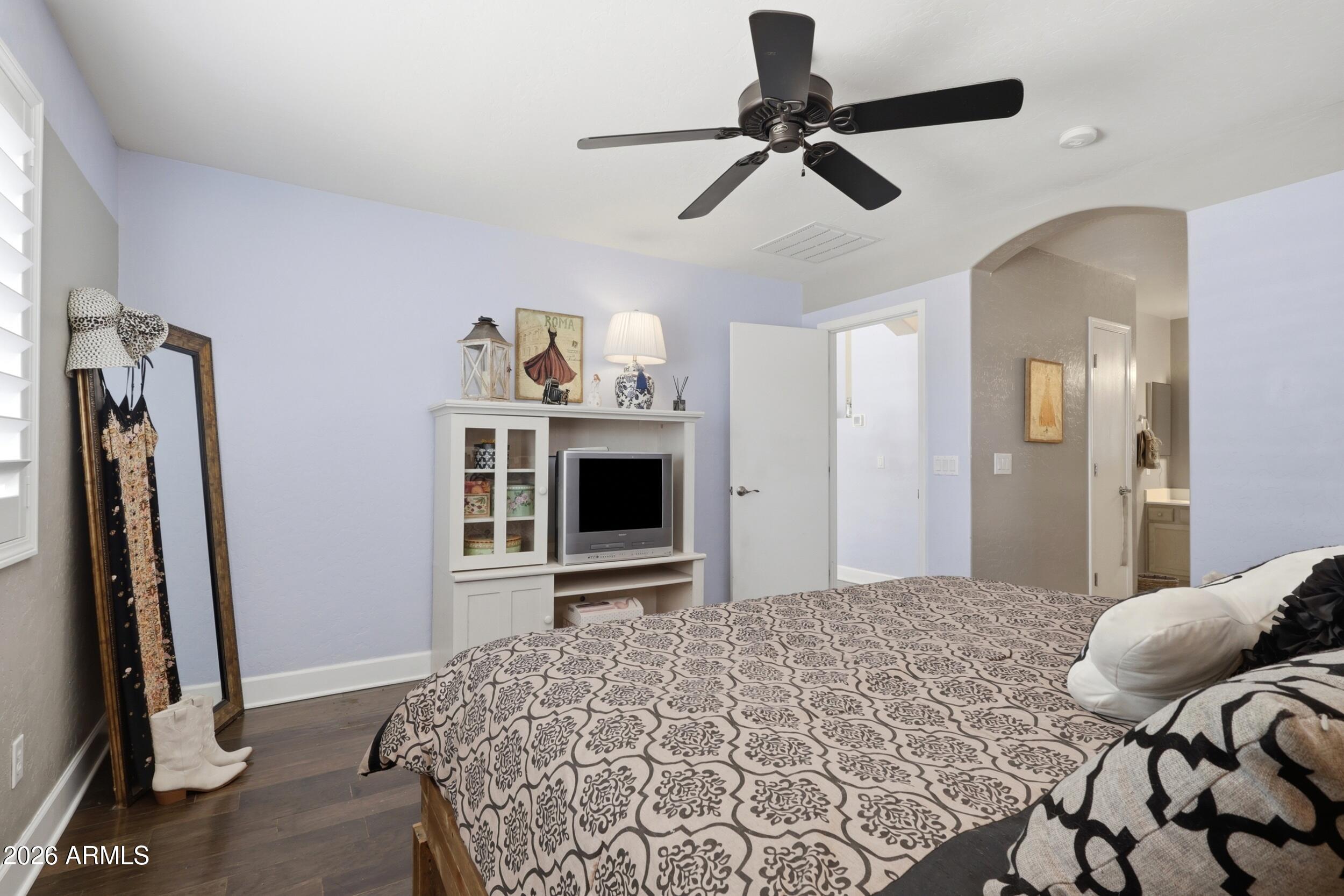 DREAMING SUMMIT UNIT 2A - Residential