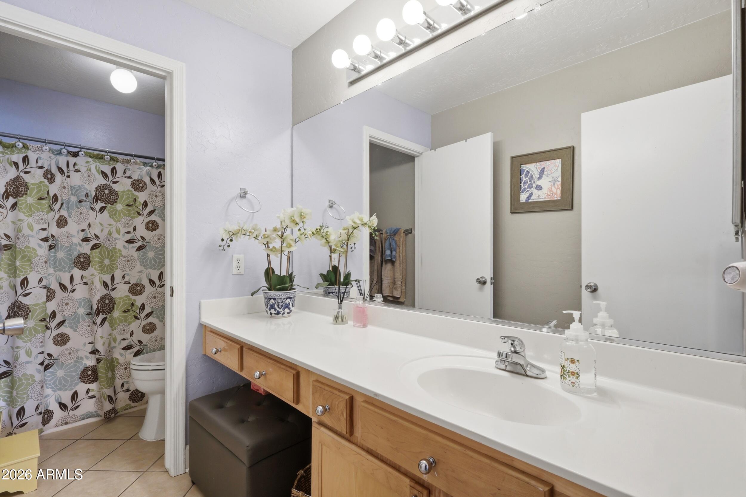 DREAMING SUMMIT UNIT 2A - Residential