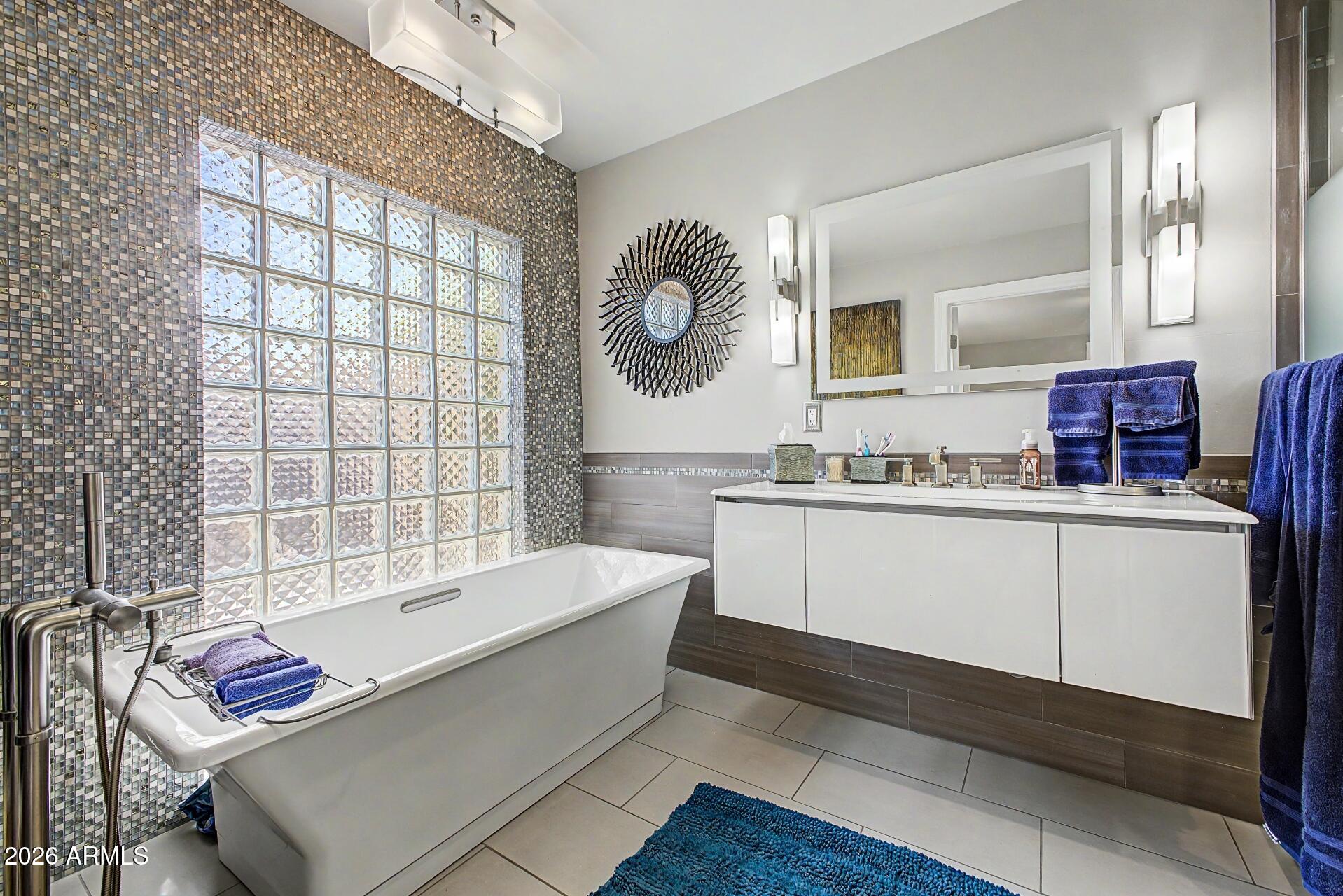 La Jolla Acres 3 - Residential