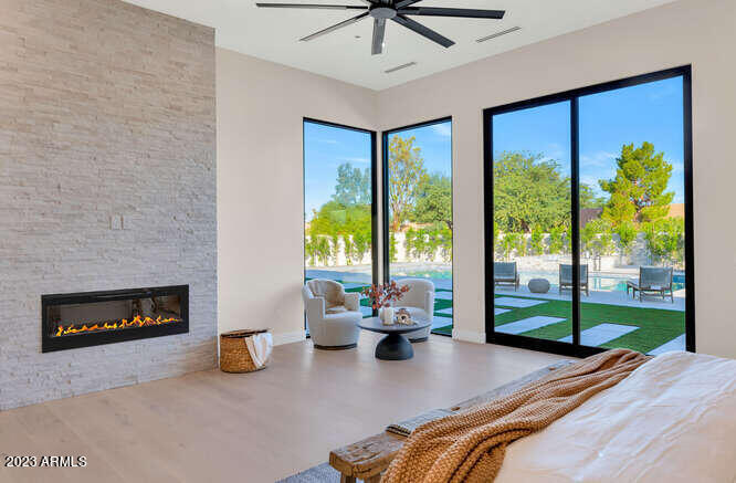 DESERT HILLS - Residential
