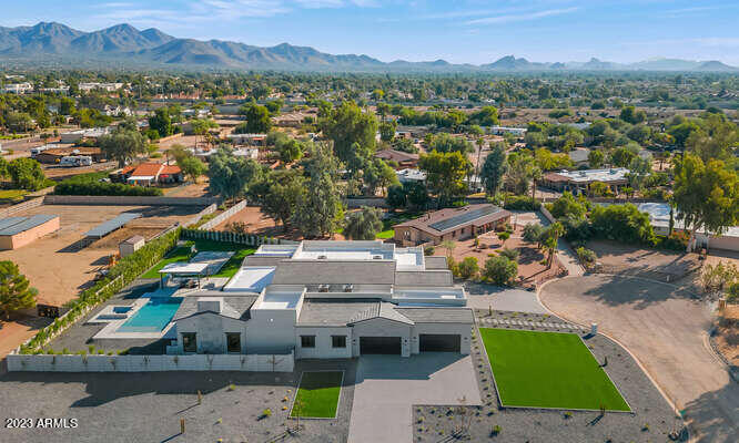 DESERT HILLS - Residential