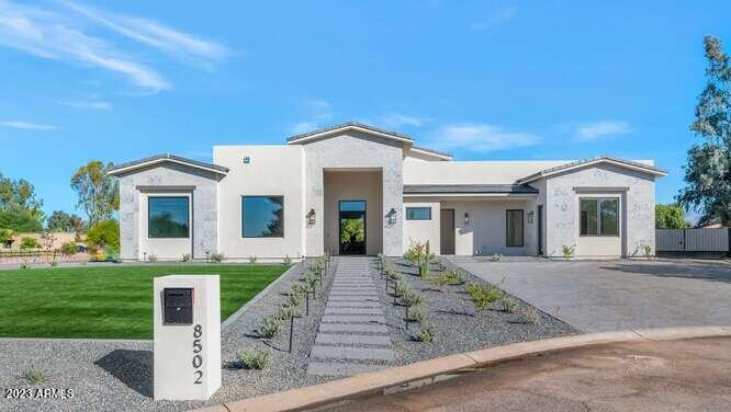 DESERT HILLS - Residential