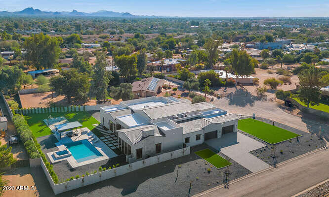 DESERT HILLS - Residential