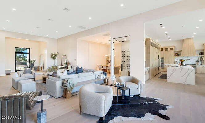 DESERT HILLS - Residential
