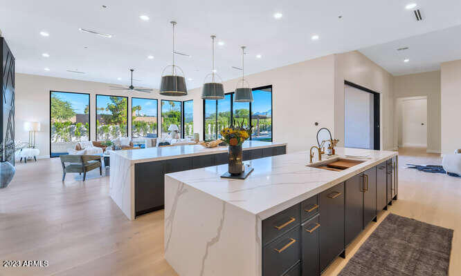 DESERT HILLS - Residential