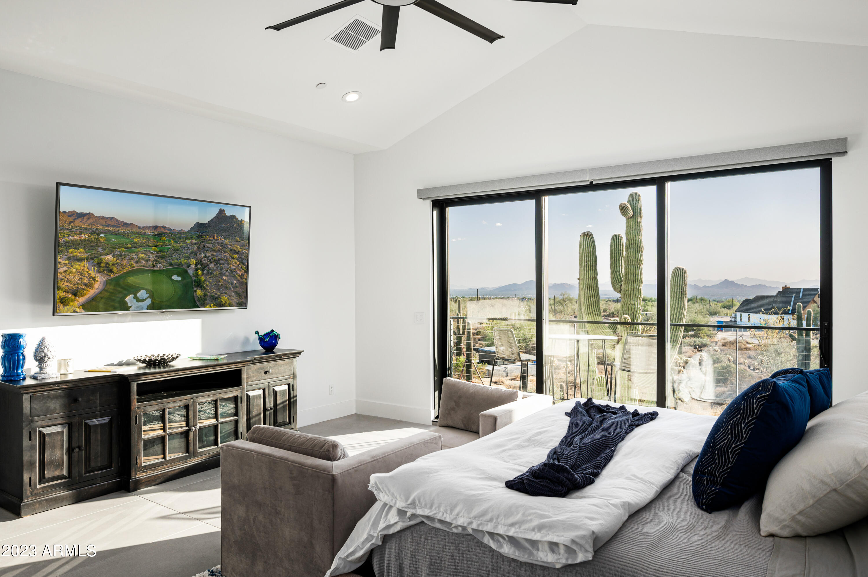 PINNACLE PEAK VIEWS - Residential