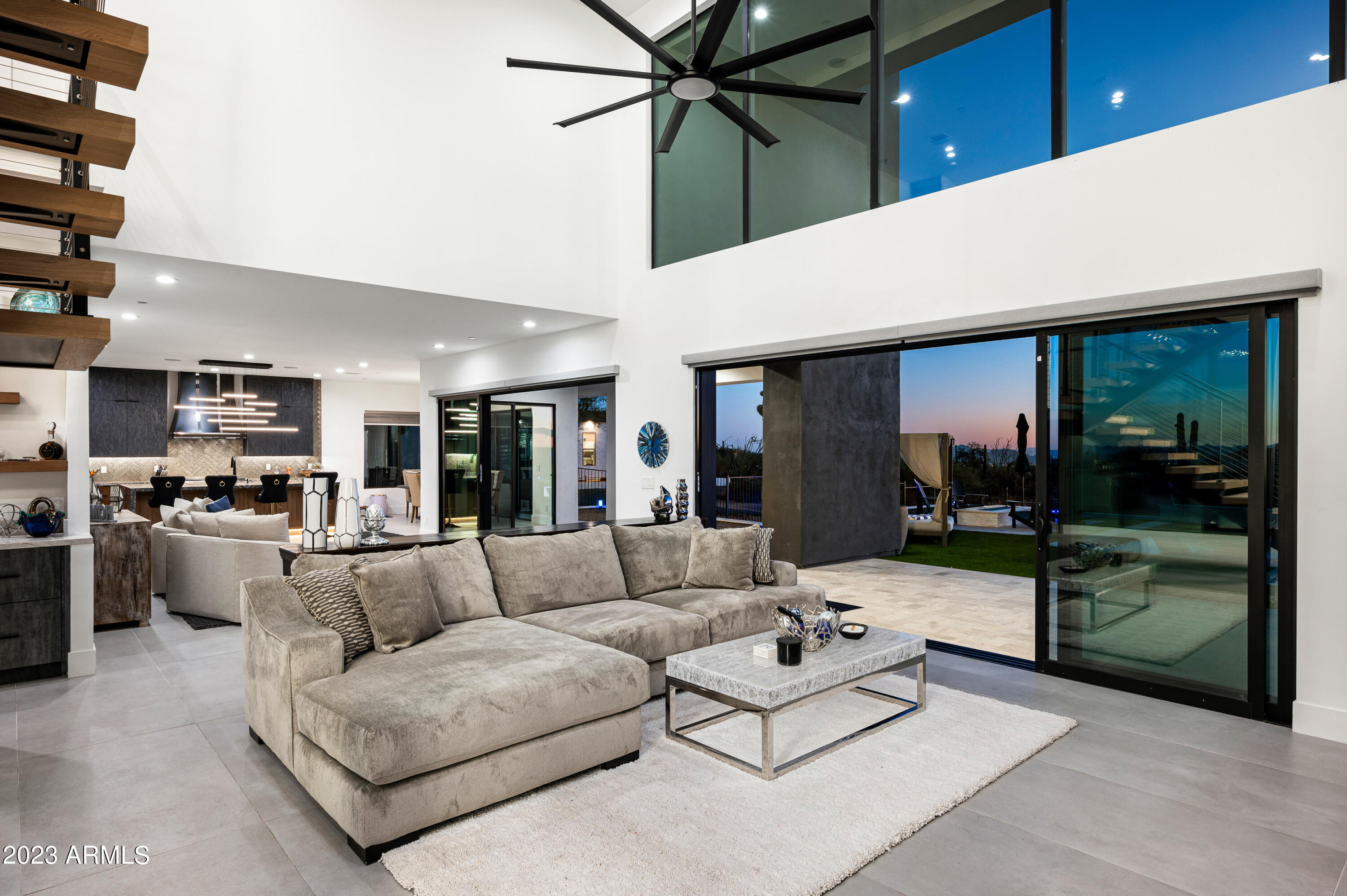 PINNACLE PEAK VIEWS - Residential