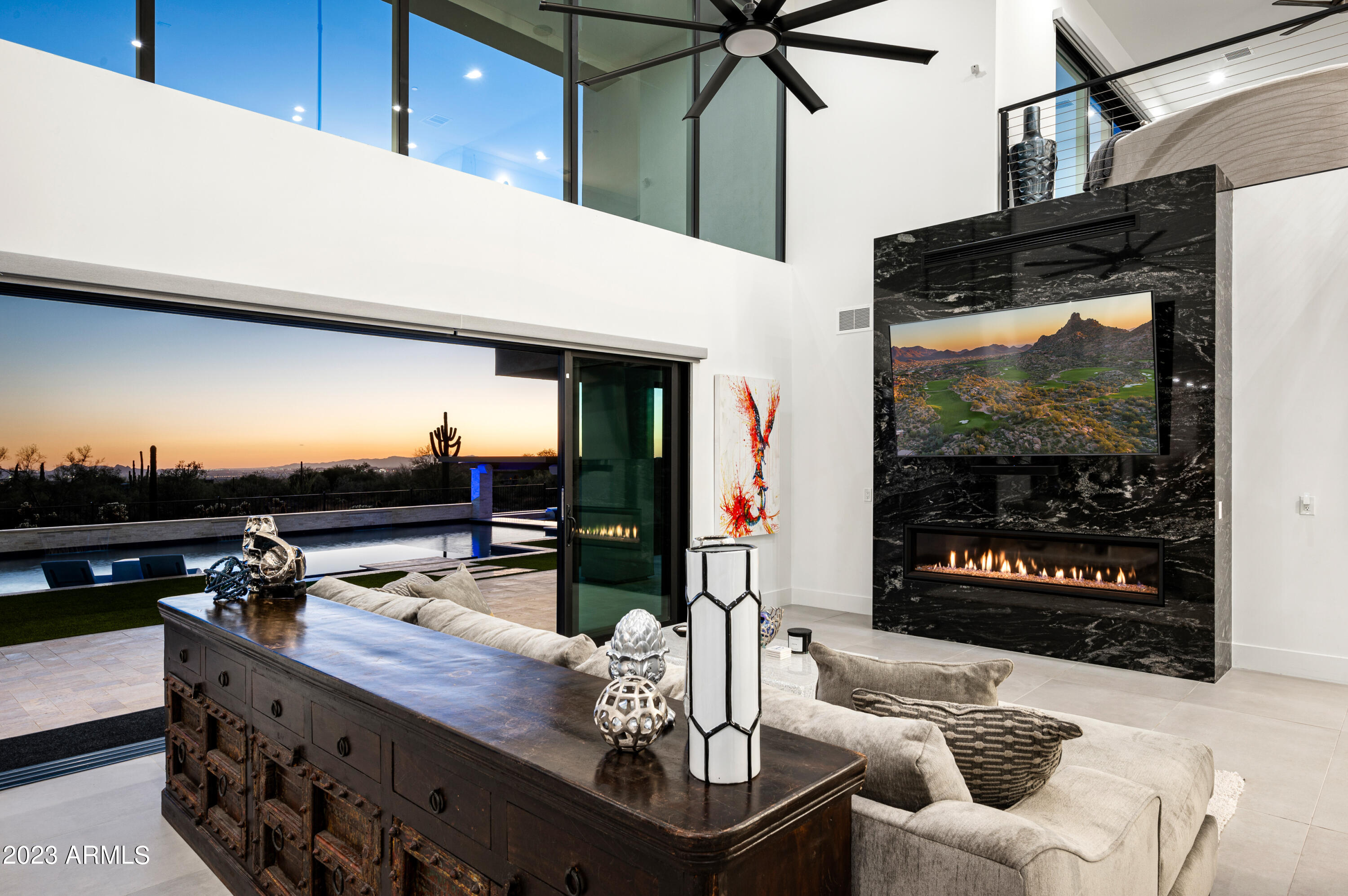 PINNACLE PEAK VIEWS - Residential