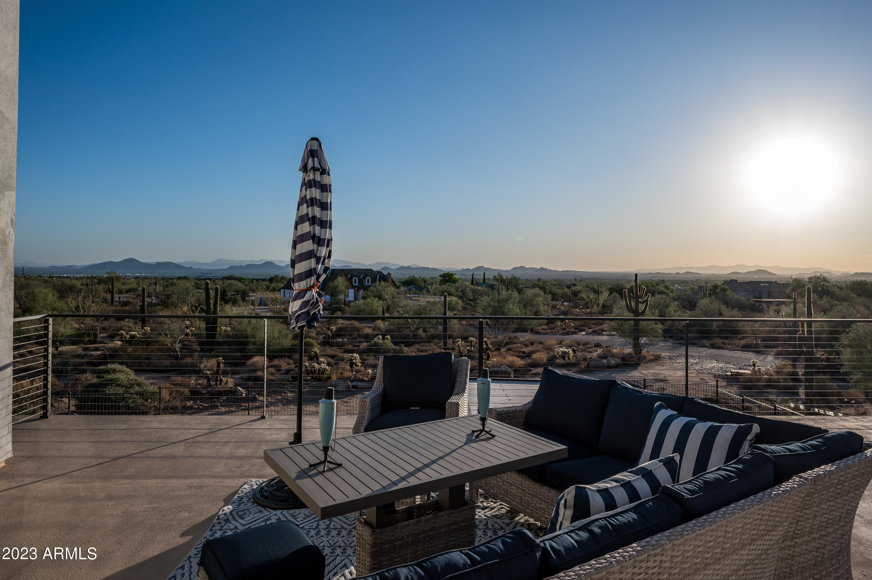 PINNACLE PEAK VIEWS - Residential