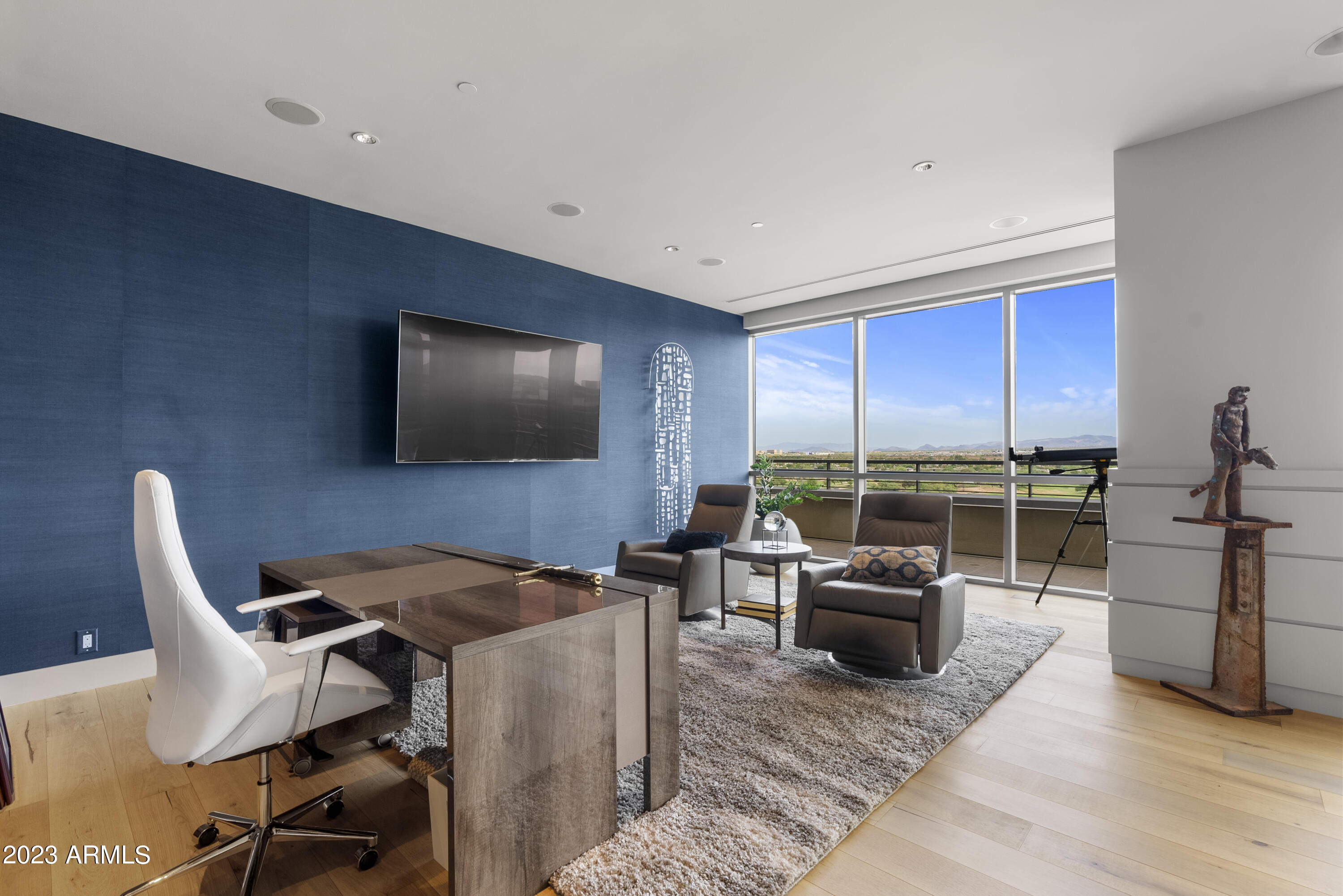Plaza Lofts at Kierland Commons - Residential